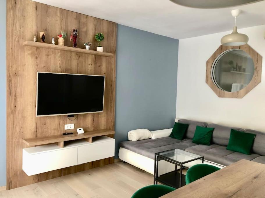 Joy City Stay Vivalia V5-9 view 5