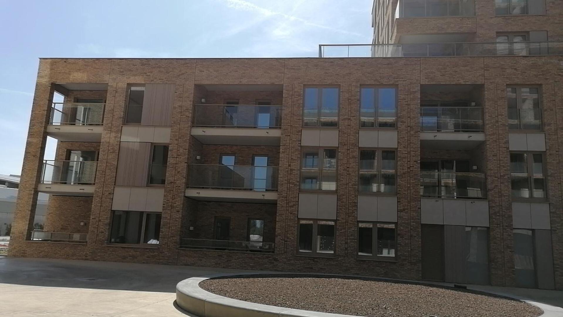 Bartine - modern and spacious flat near the sea, free parking space