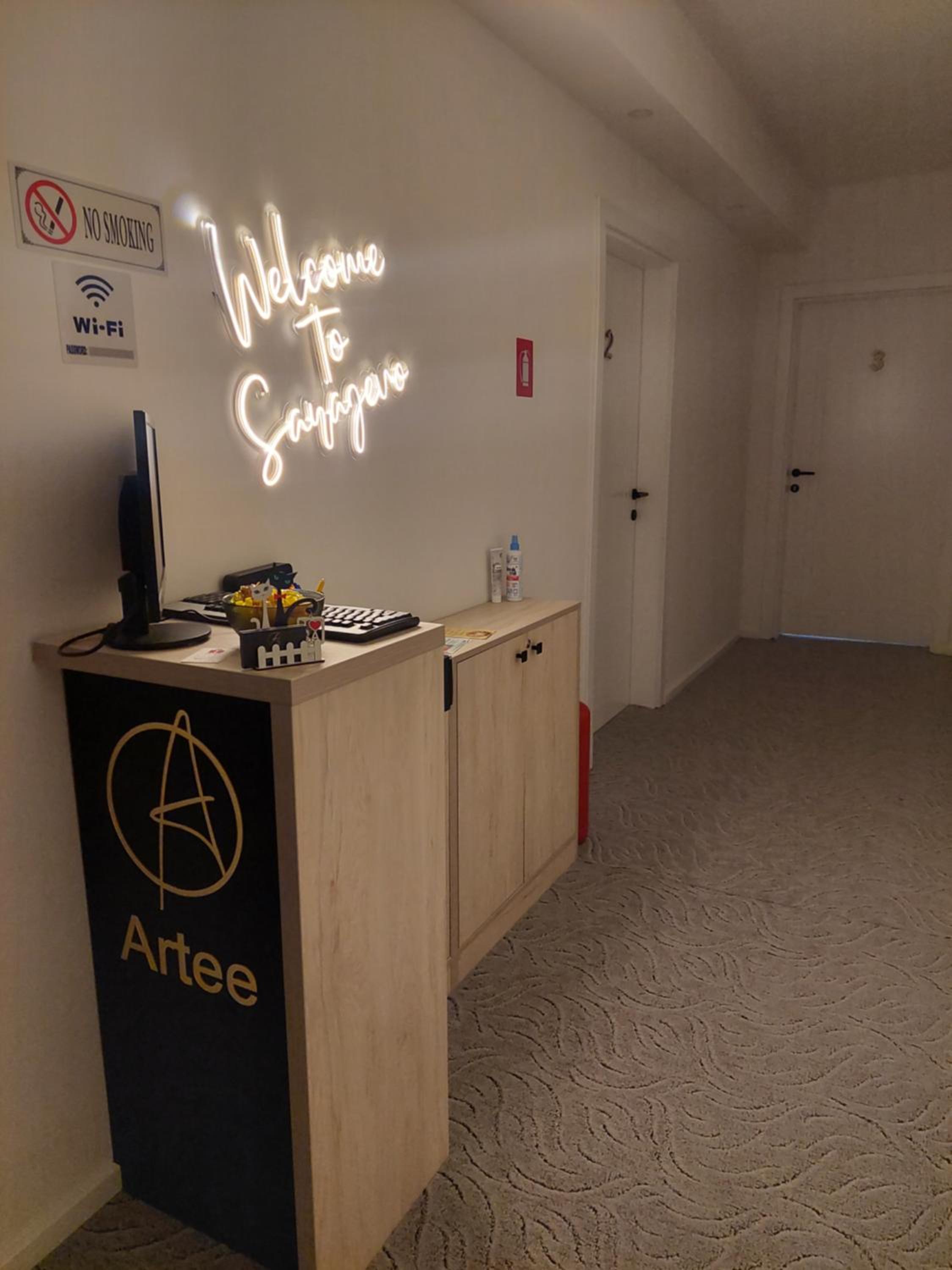 Apartments Artee Free Garage Parking
