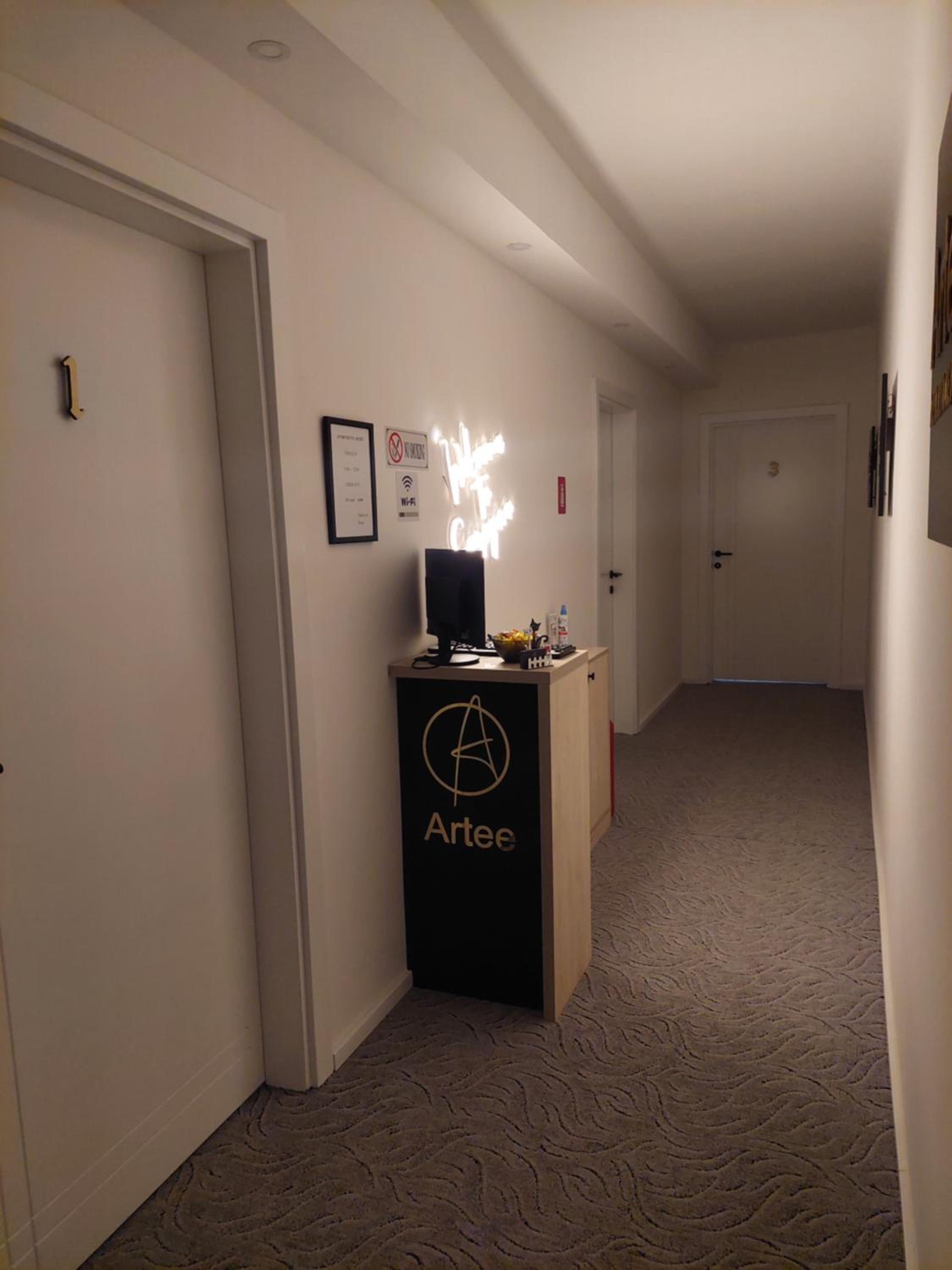Apartments Artee Free Garage Parking