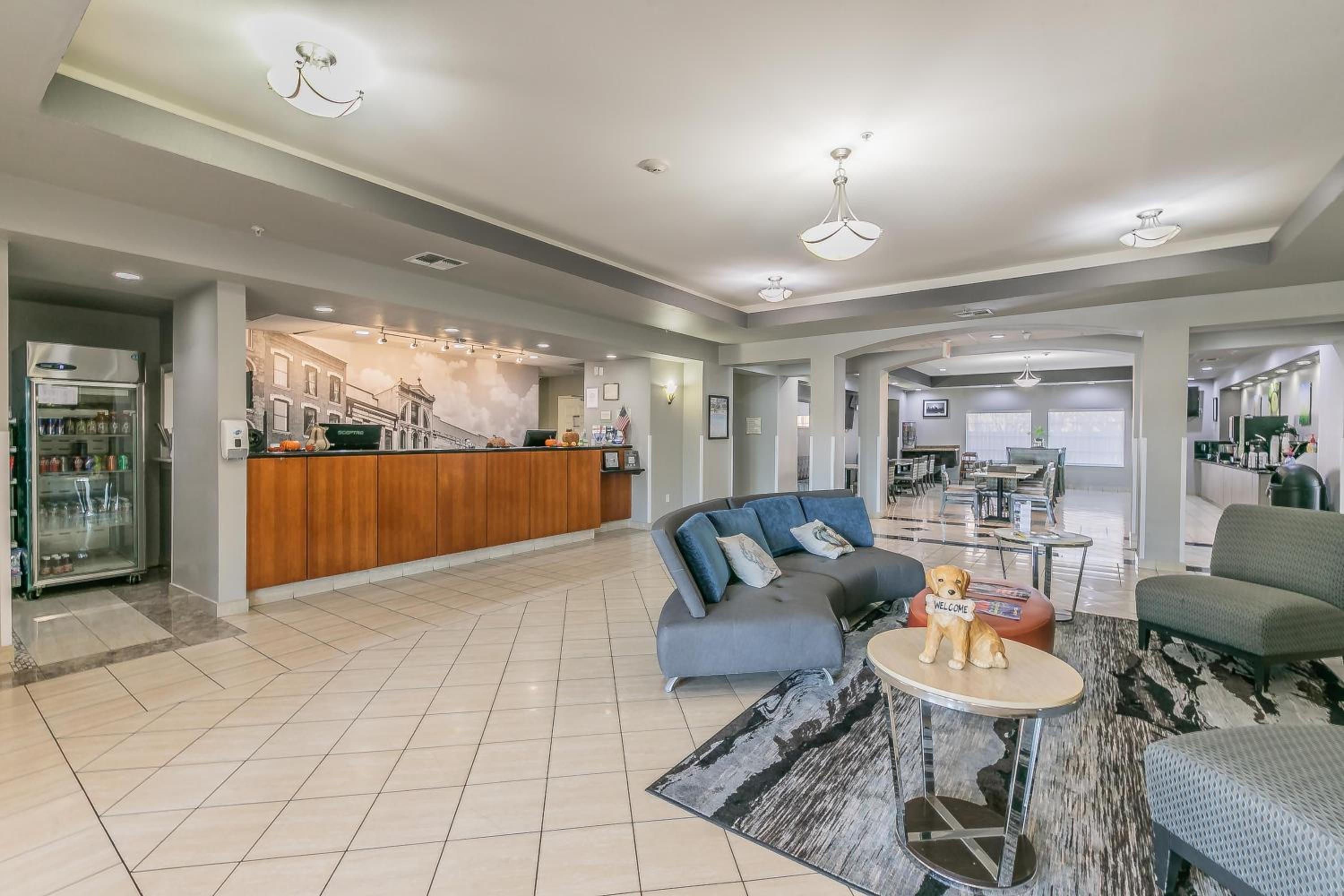 Glen Rose Vacations - La Quinta by Wyndham Granbury - Property Image 4