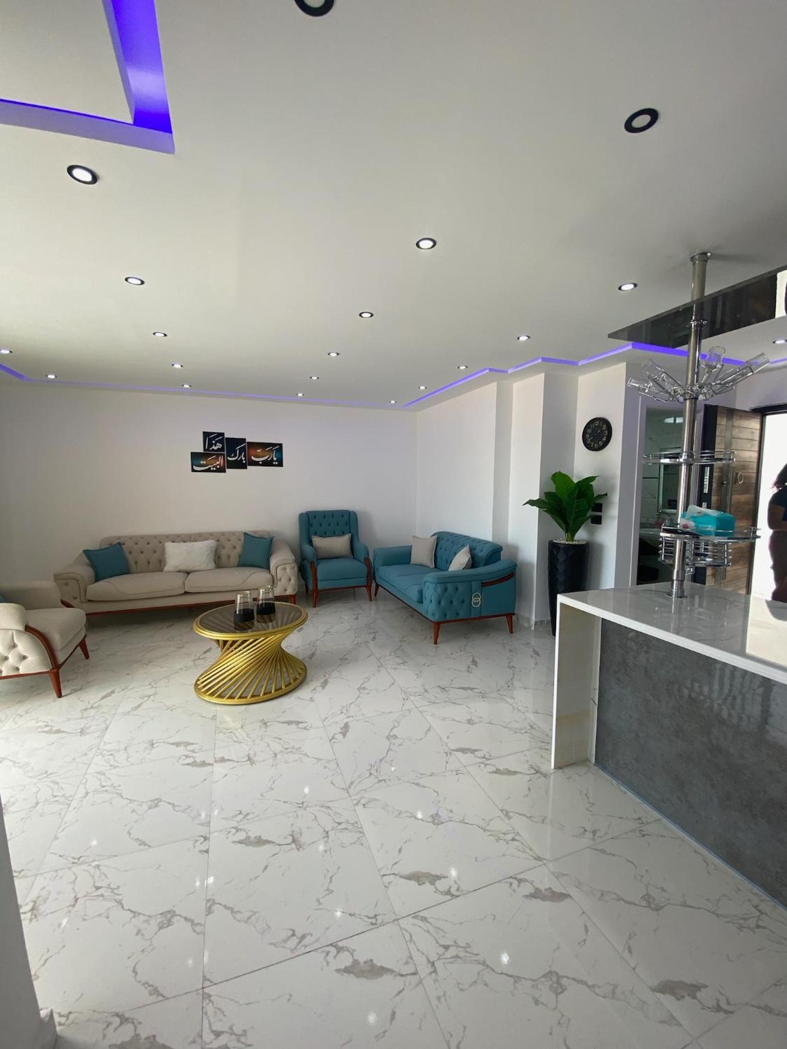 Blue Whale Hurghada Beach Front Apartments City Centre