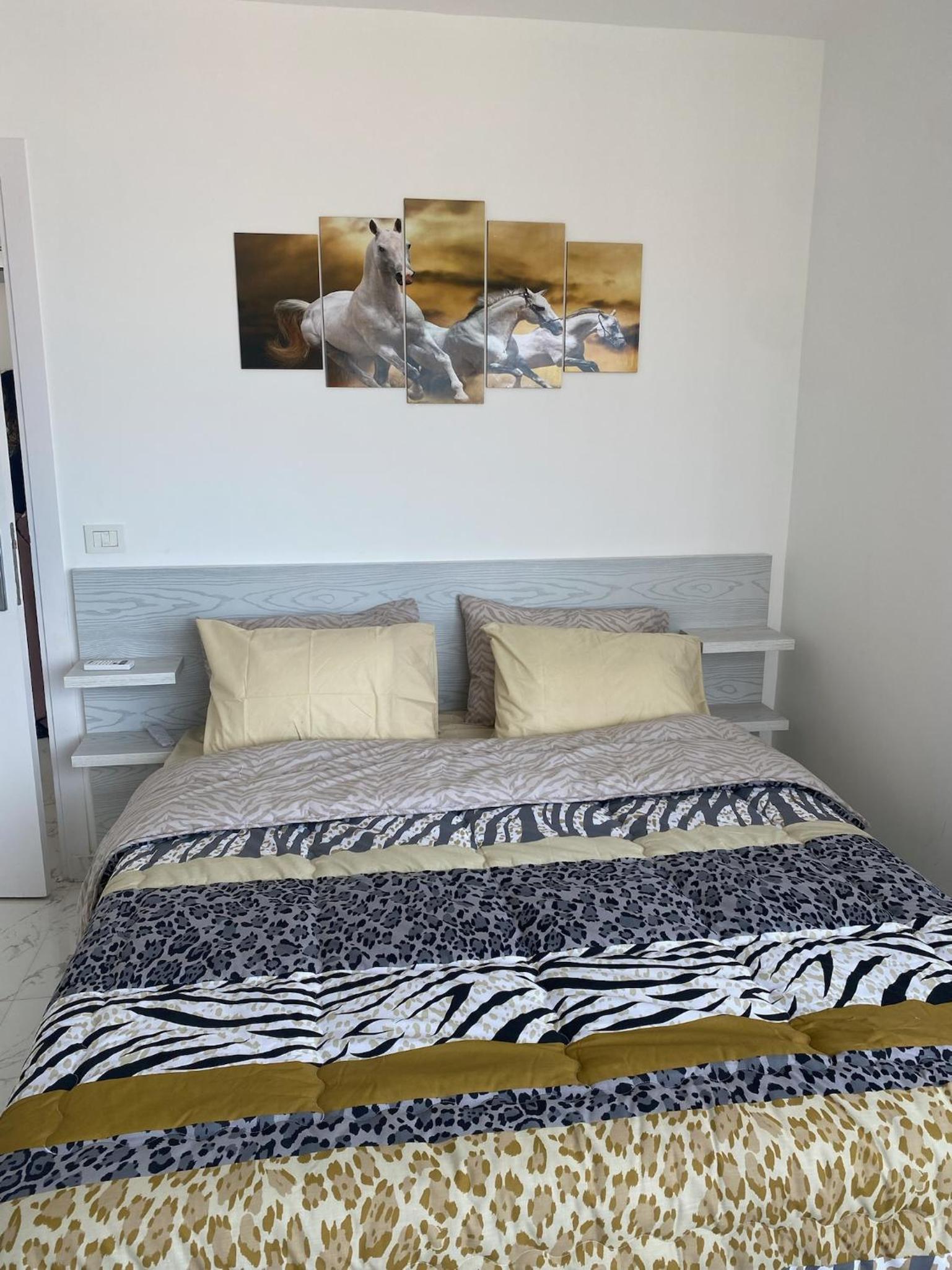 Blue Whale Hurghada Beach Front Apartments City Centre