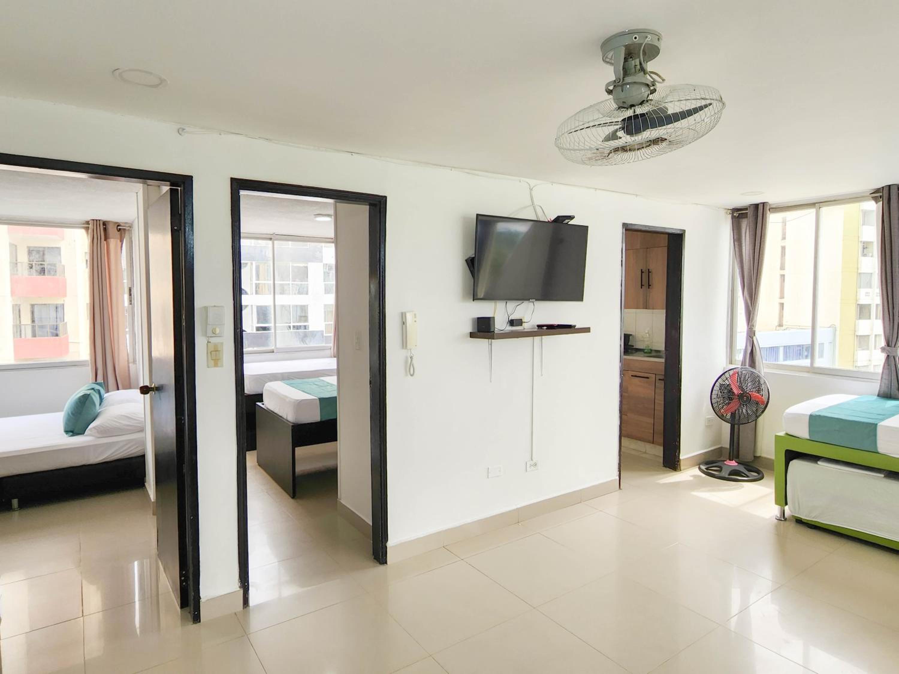Apartamentos con salida directa al mar - Bedviajes