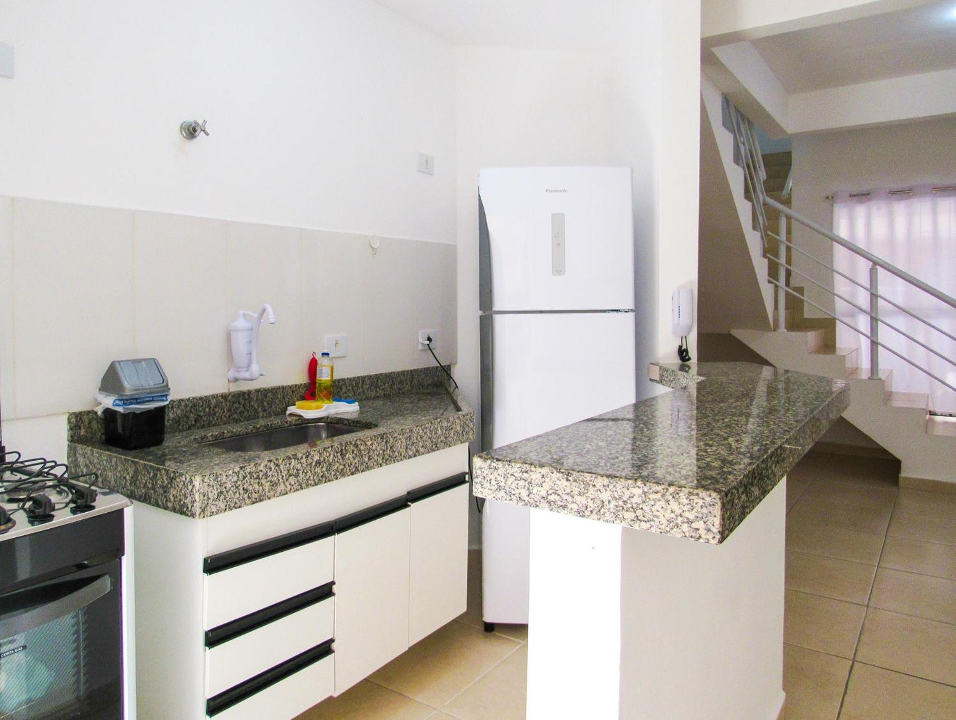 Casa incrivel c Wi-Fi a 3 min da Praia da Enseada