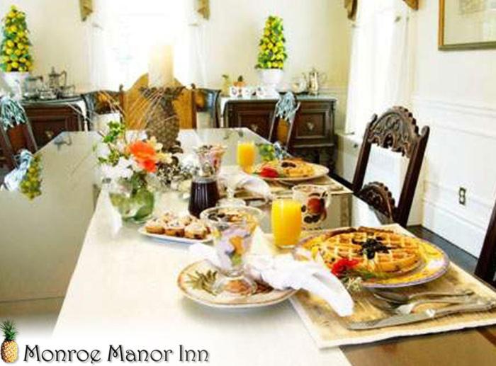 Monroe Manor Inn view 3
