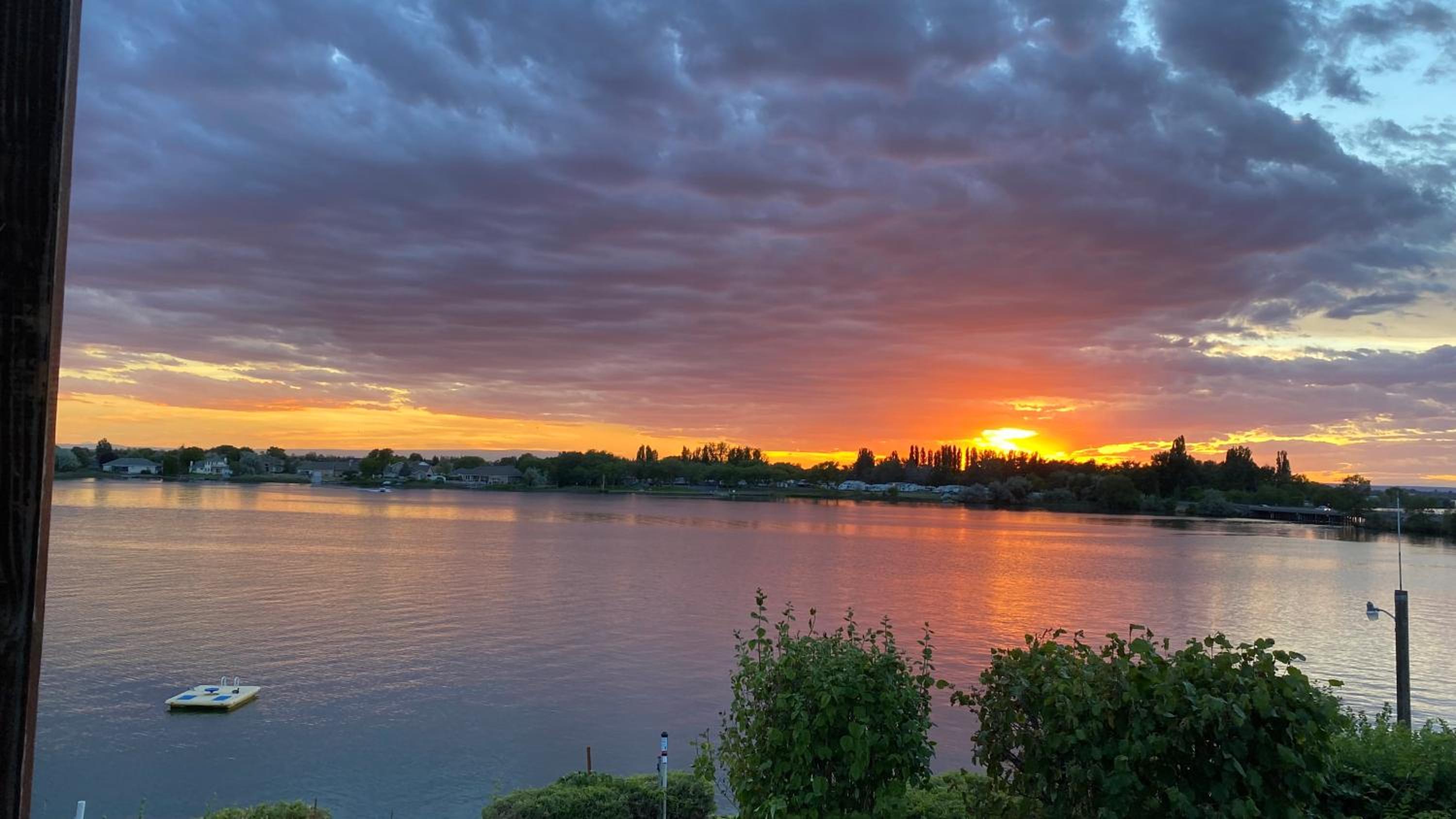 Moses Lake Vacations - Lakeshore Inn Water Front - Property Image 8