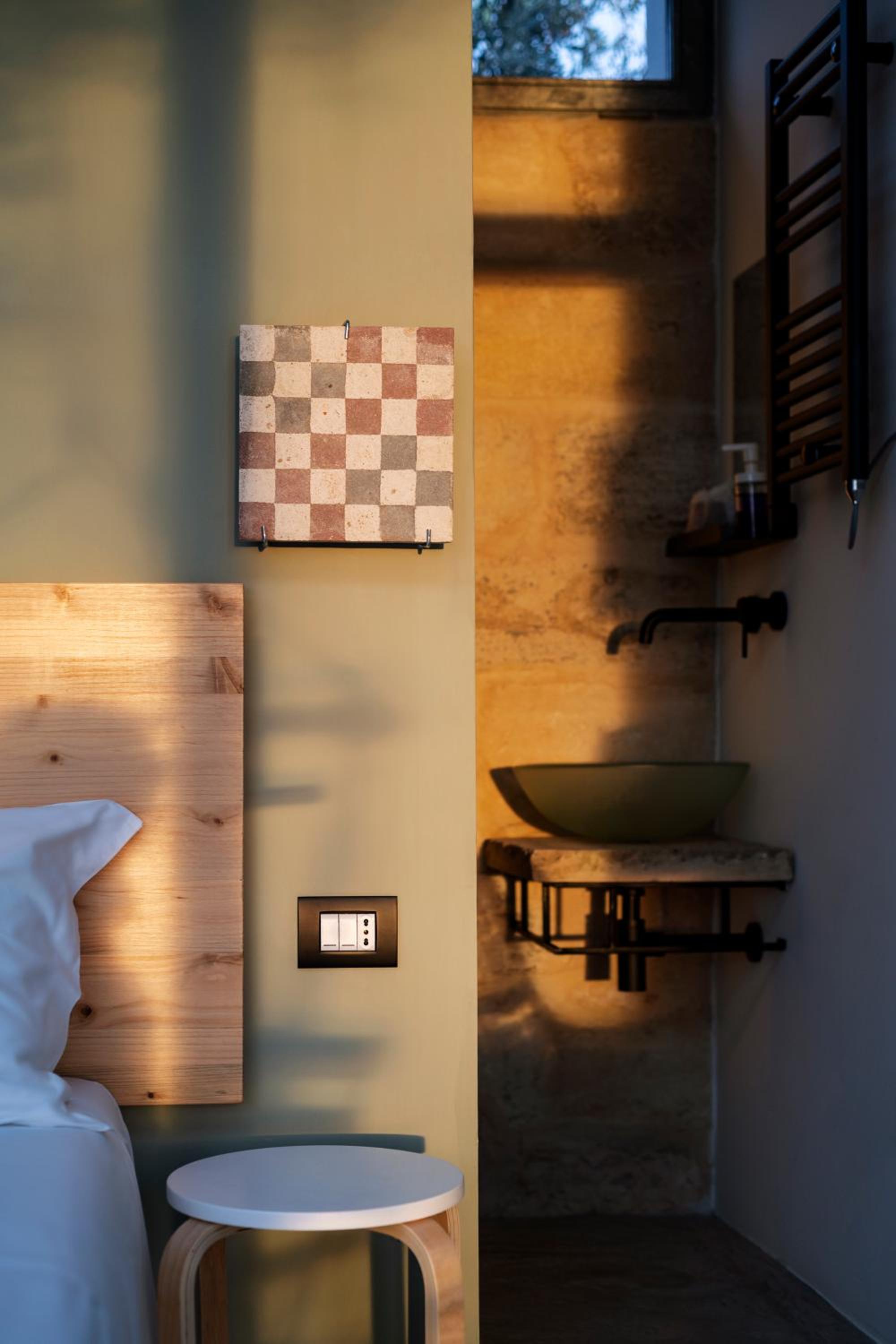 Terecate Experimental Relais