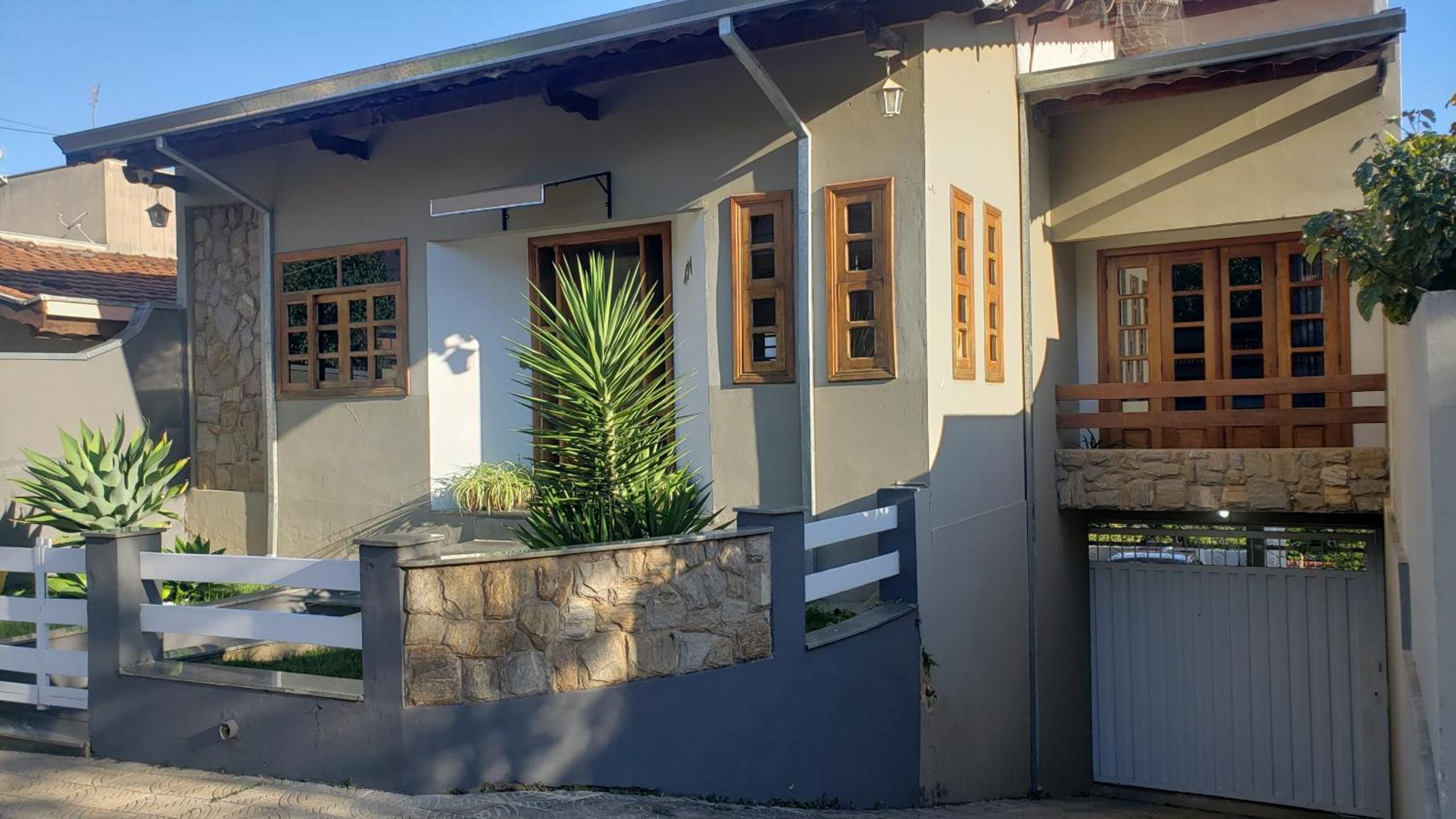 Casa Próximo ao Centro Agradável e Inteligente