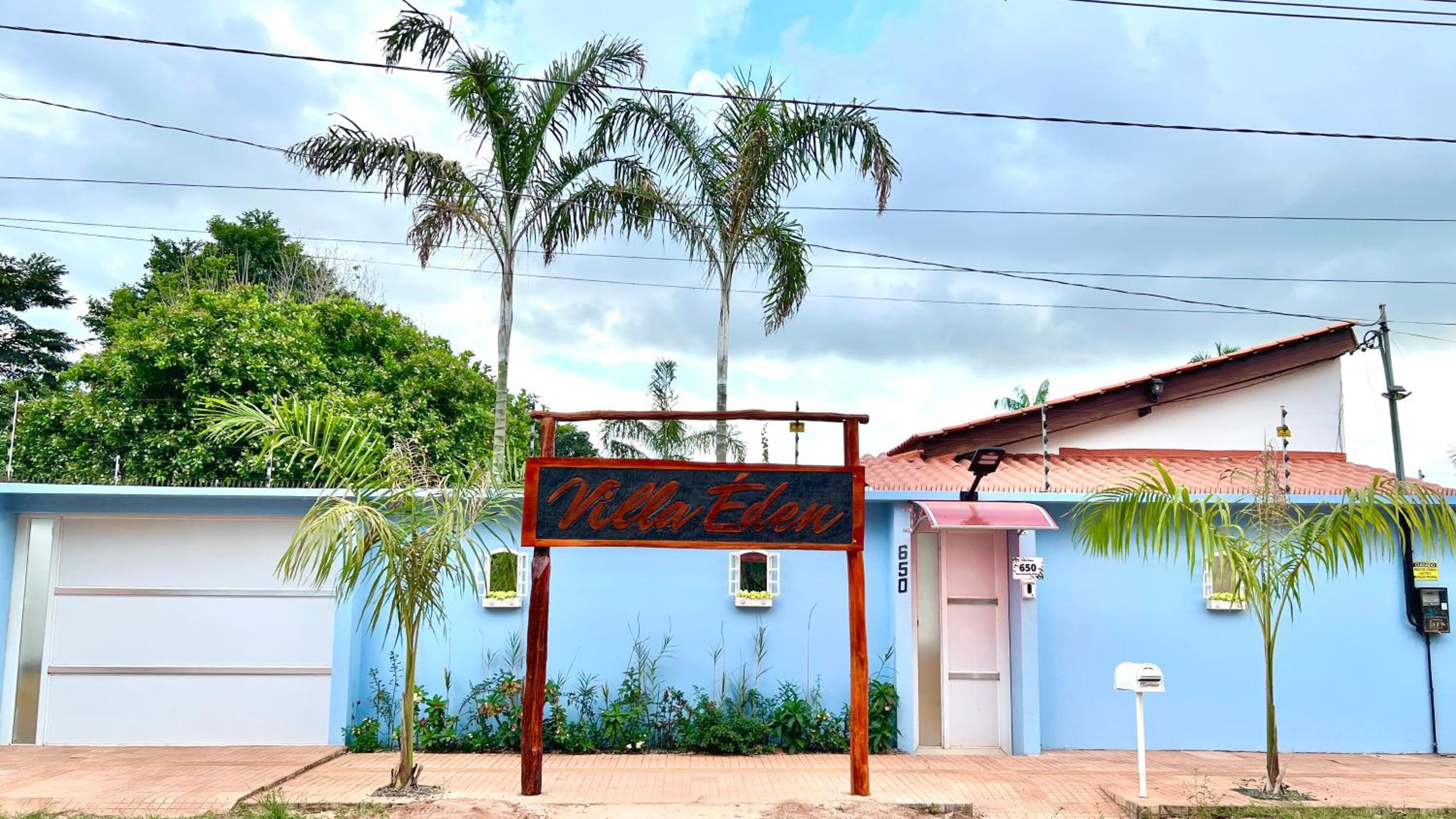 Villa Éden