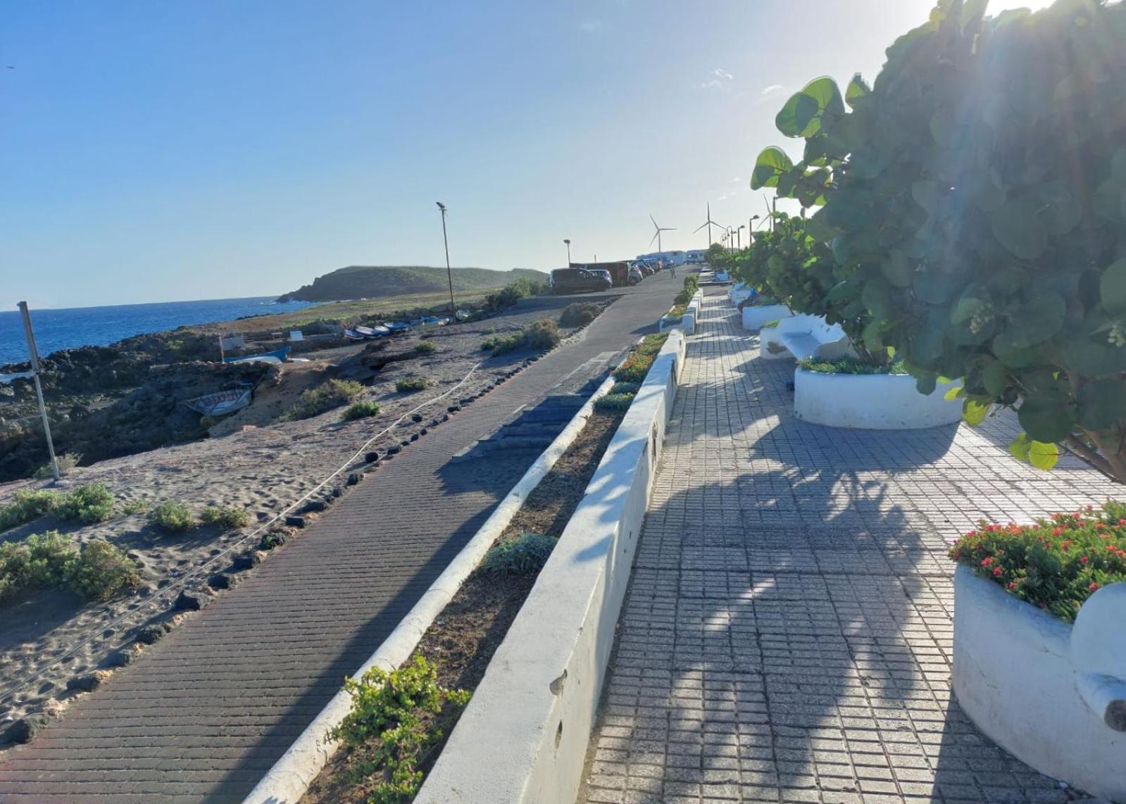 Abades Beach houses by Apartamentos Estrella del Norte