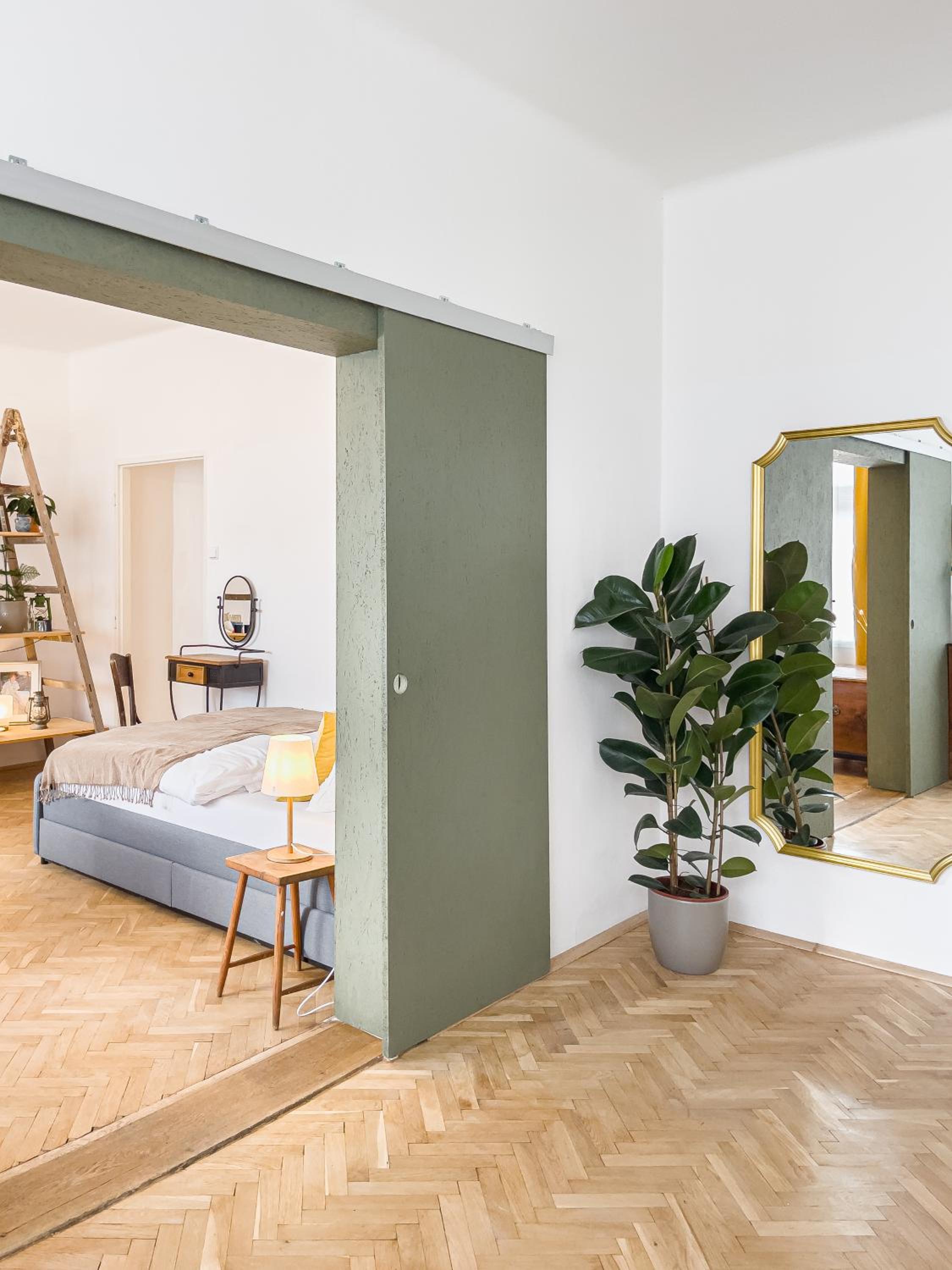 TurnKey I Vintage Terrace Apartment
