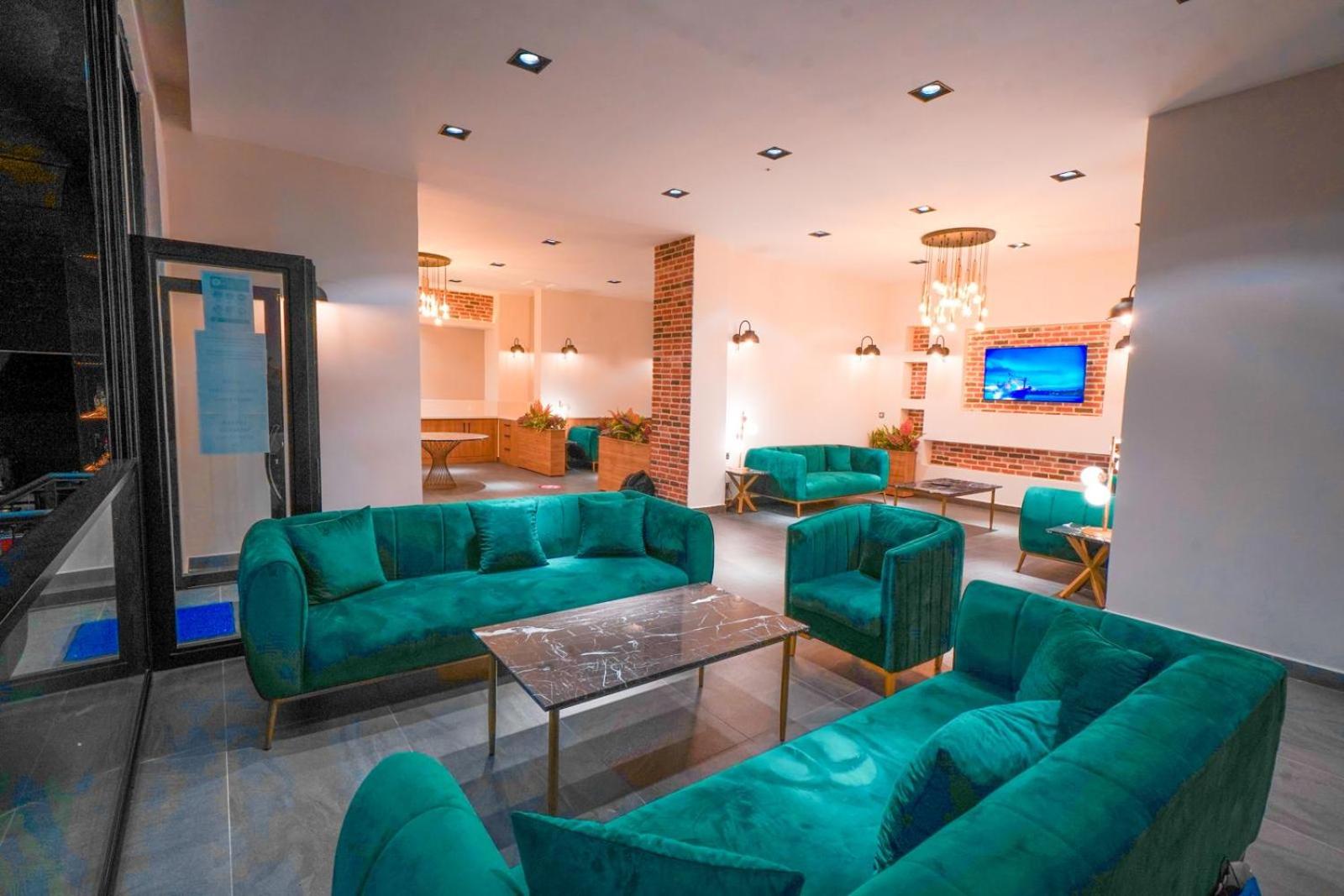 Amore Otel - Image 11