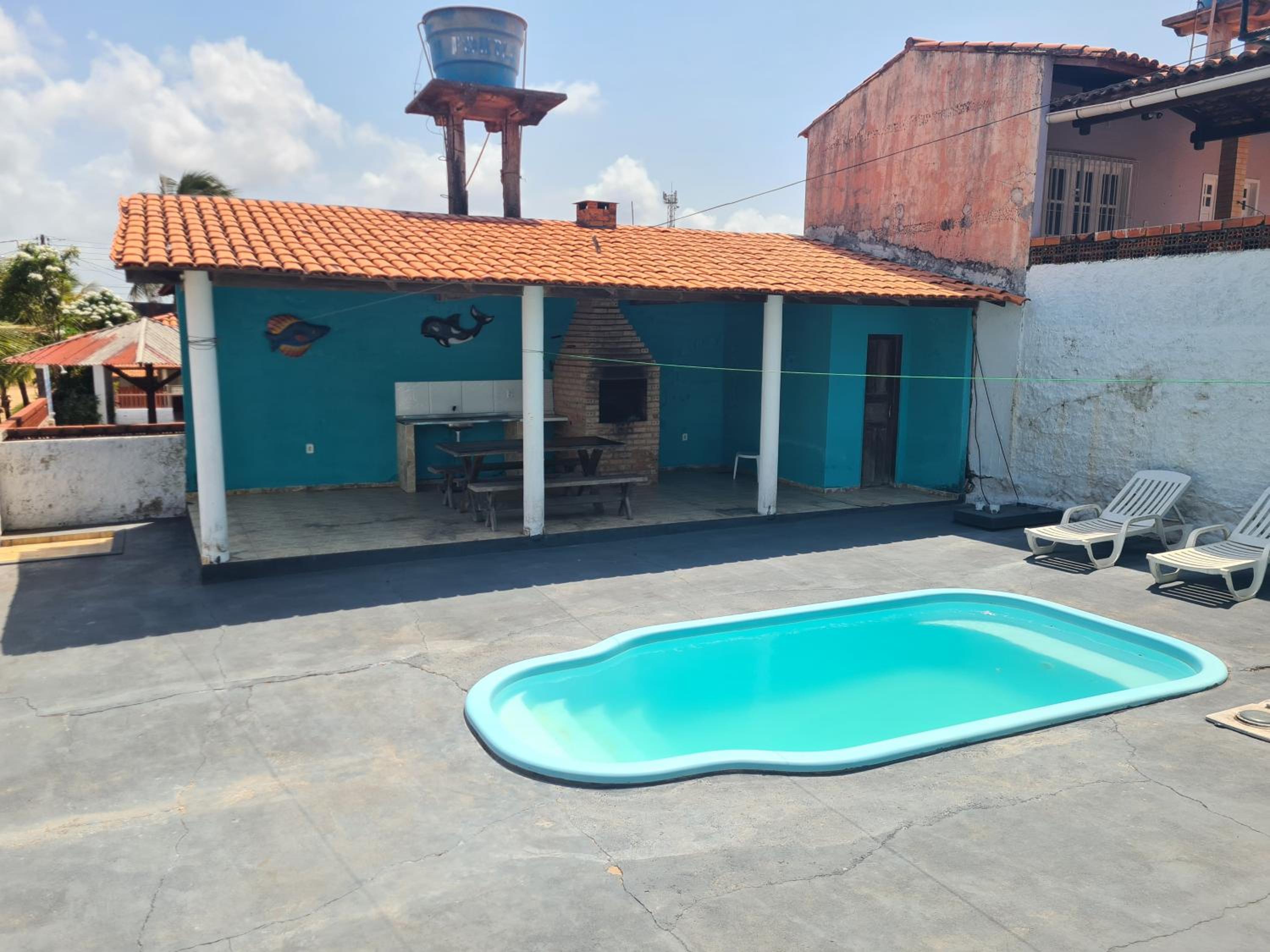 Casa no atalaia 2km da praia