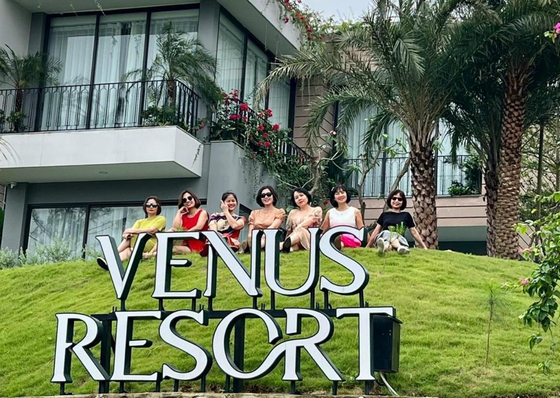 FLAMINGOS VENUS REORT -Xanh Villa - 4 phòng ngủ- Bể bơi riêng-Free vé cổng