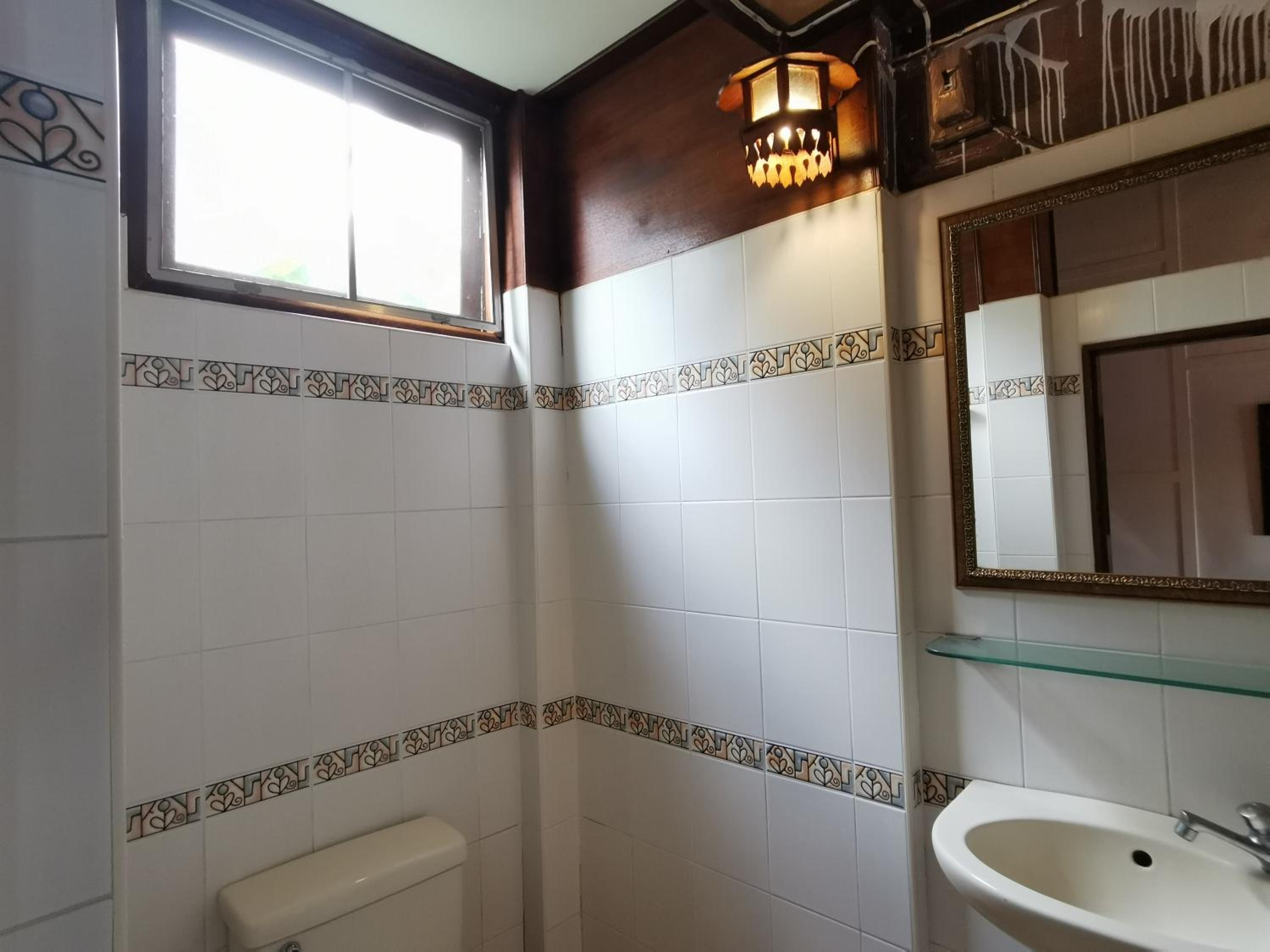 Sri Ayuttaya Guesthouse, photo 11
