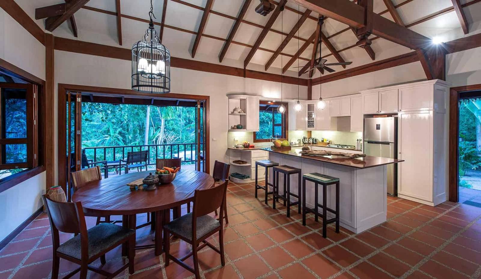 Koh Jum Beach Villas 