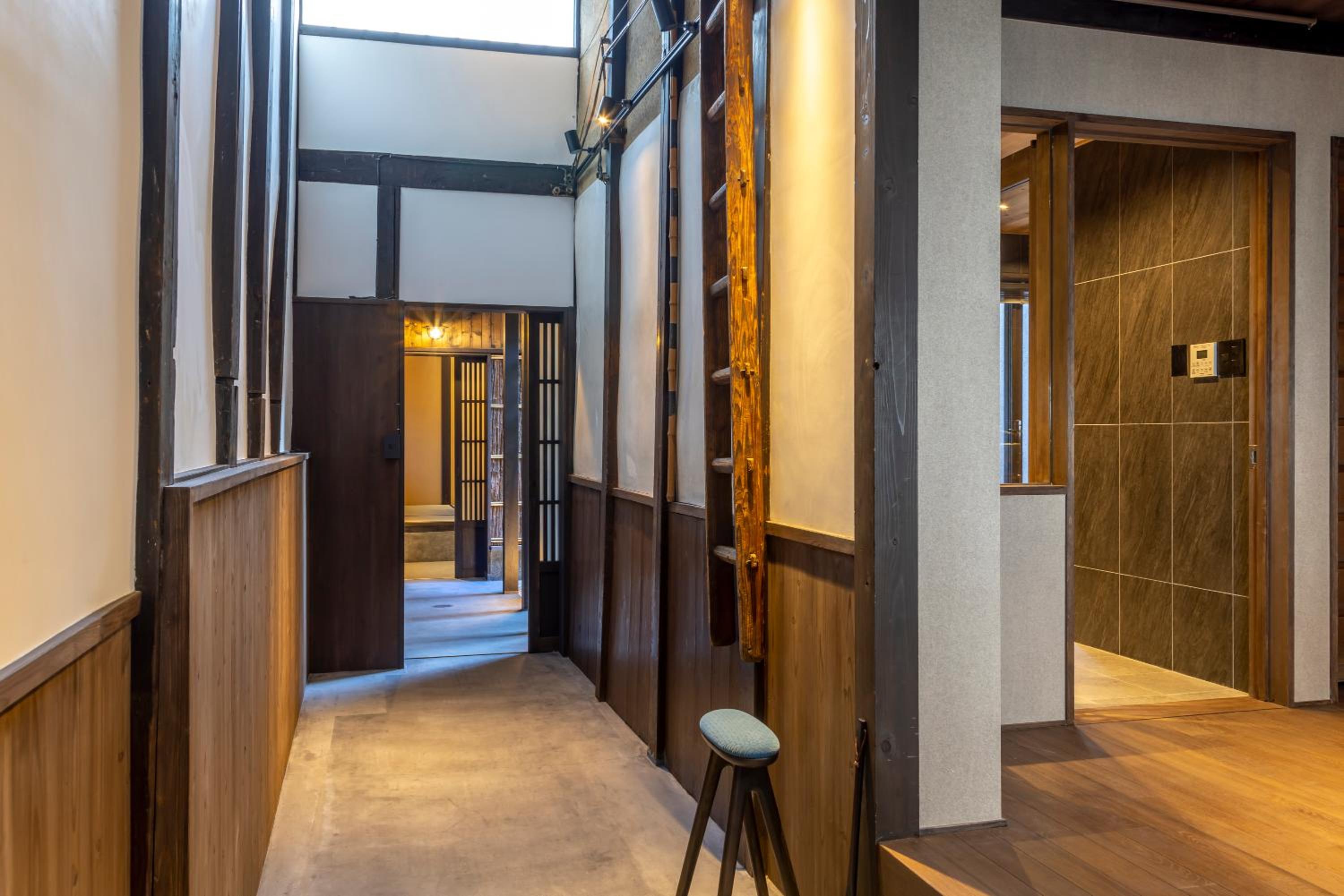 GION KAWASEMI view 5