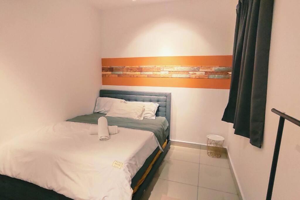 Kulai d putra suites beside ioiMall near JPO and Airport photo 7