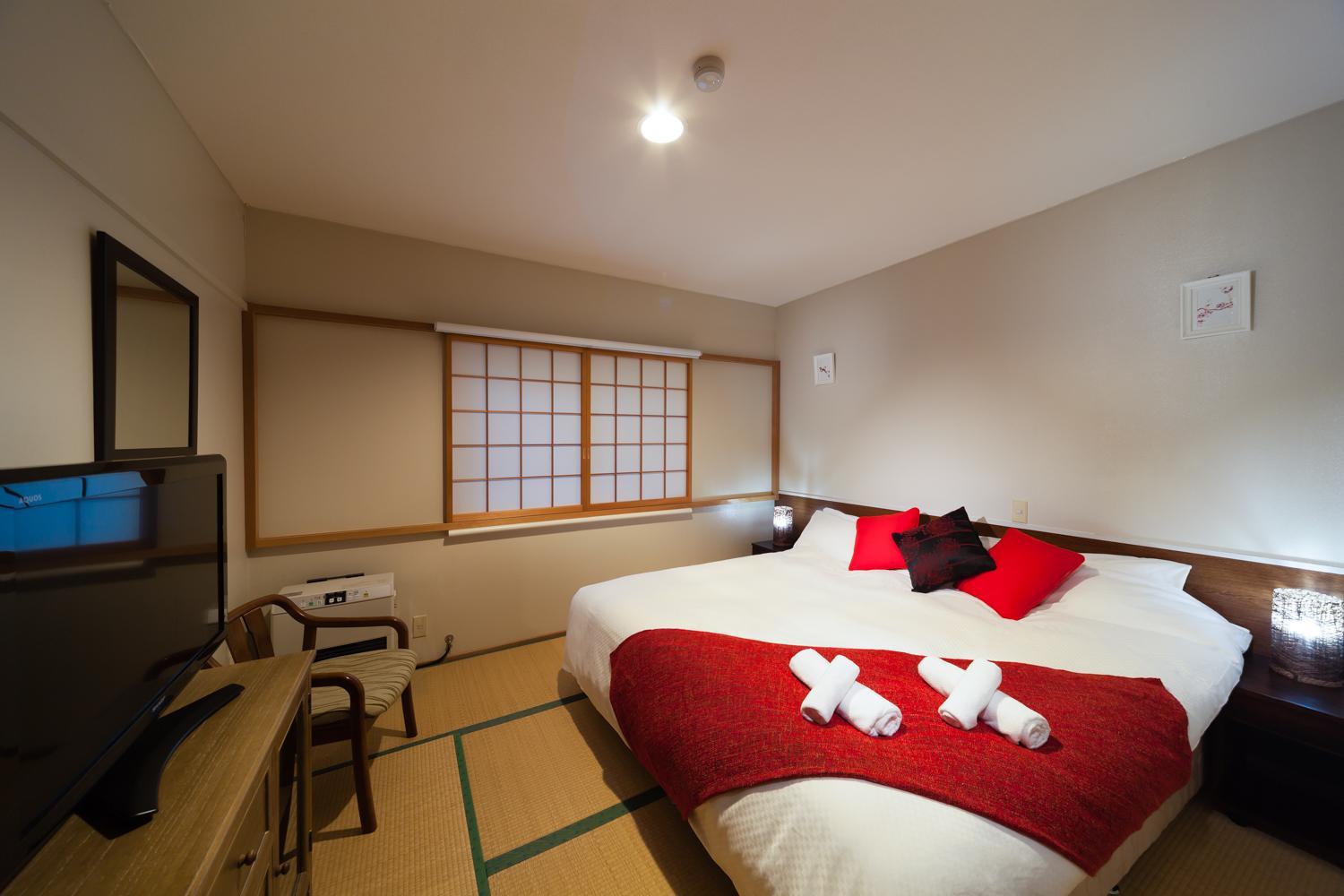 Luna Lodge view 3