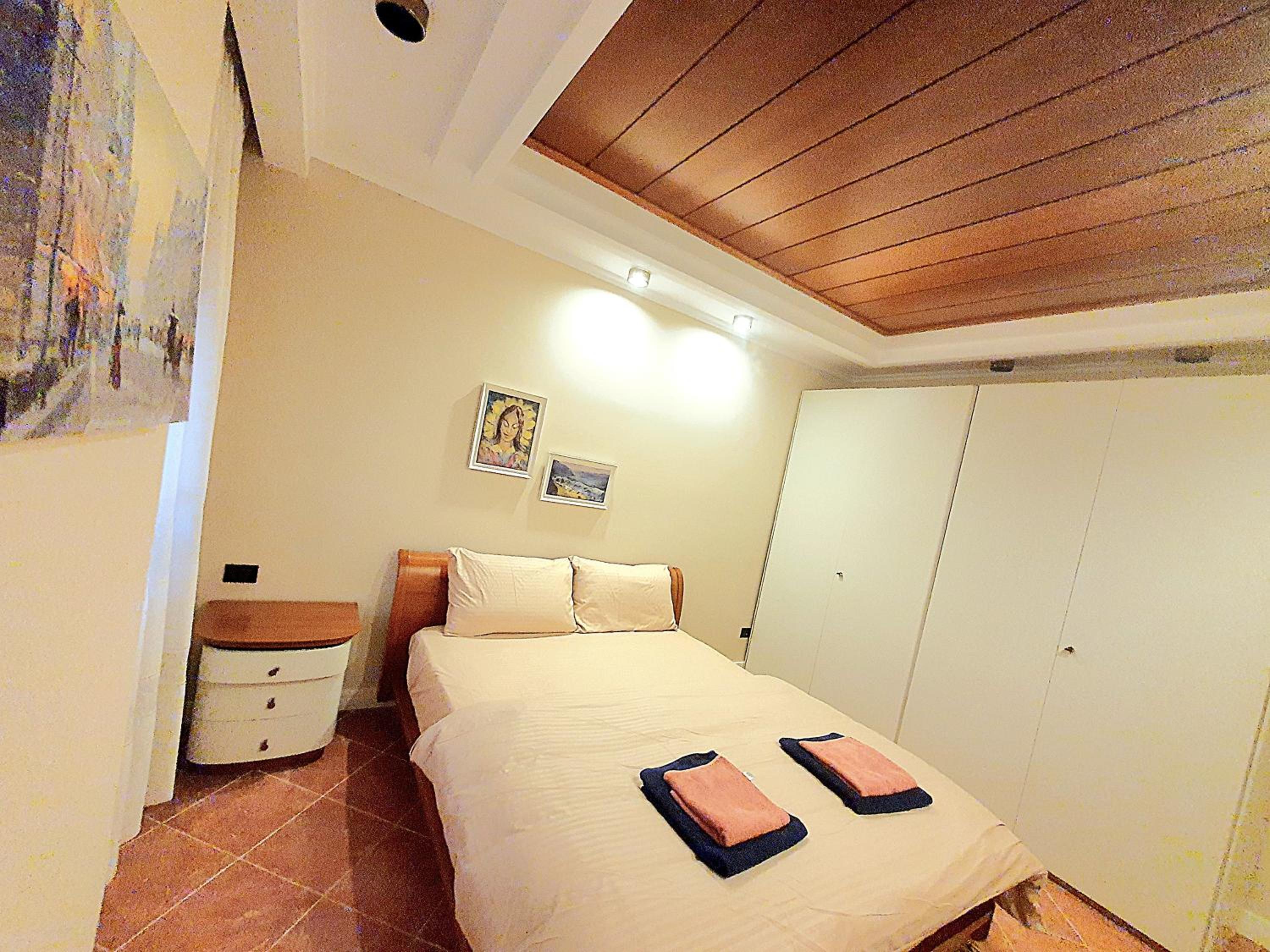 Aparttastic - Apartment by Ujza