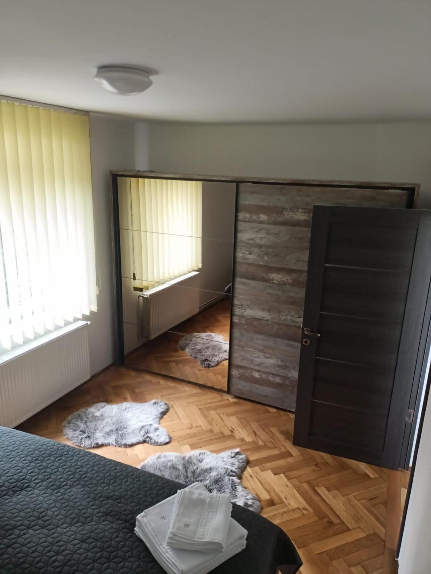 Vintage gray apartament view 5