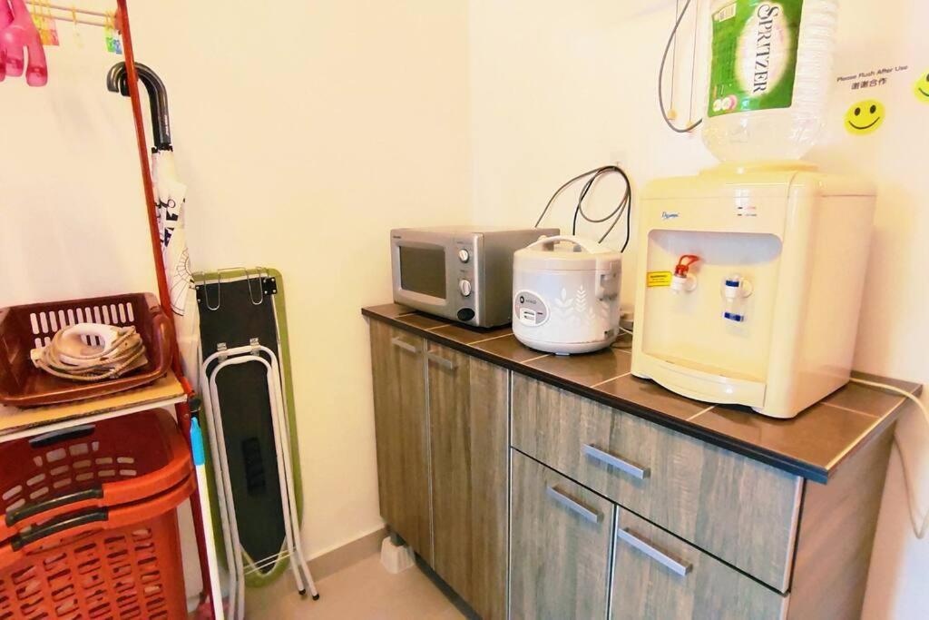 46 Jb Tmn Century 5Room 18pax near CIQ KSL Mall