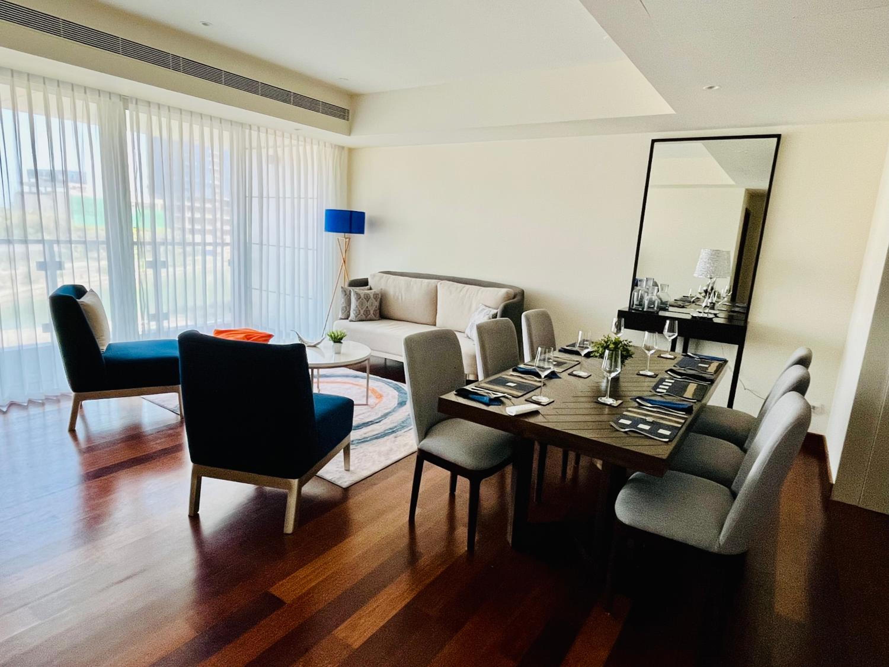 Cinnamon Life - Luxury 2 Bedroom Apartment.