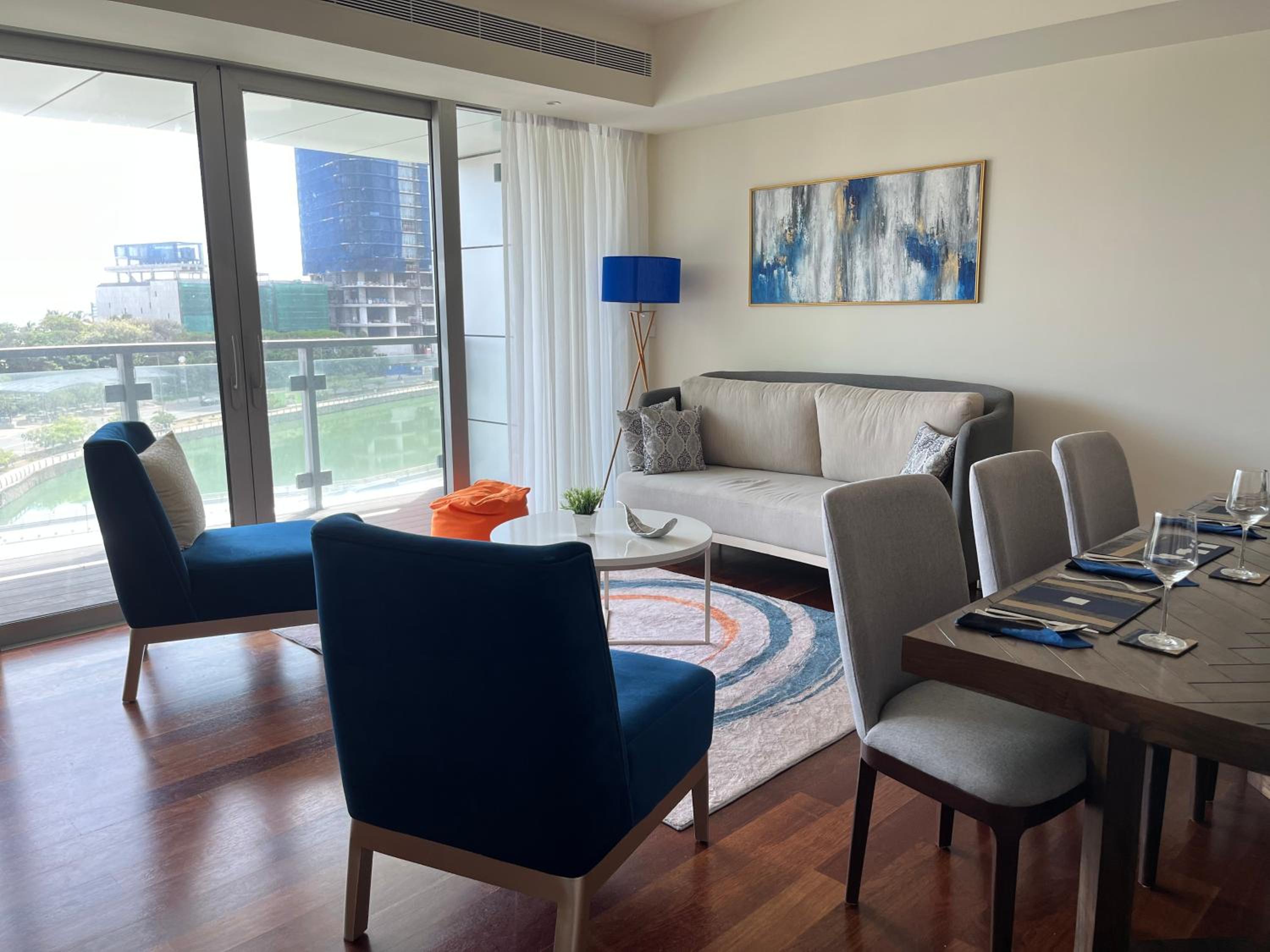 Cinnamon Life - Luxury 2 Bedroom Apartment.