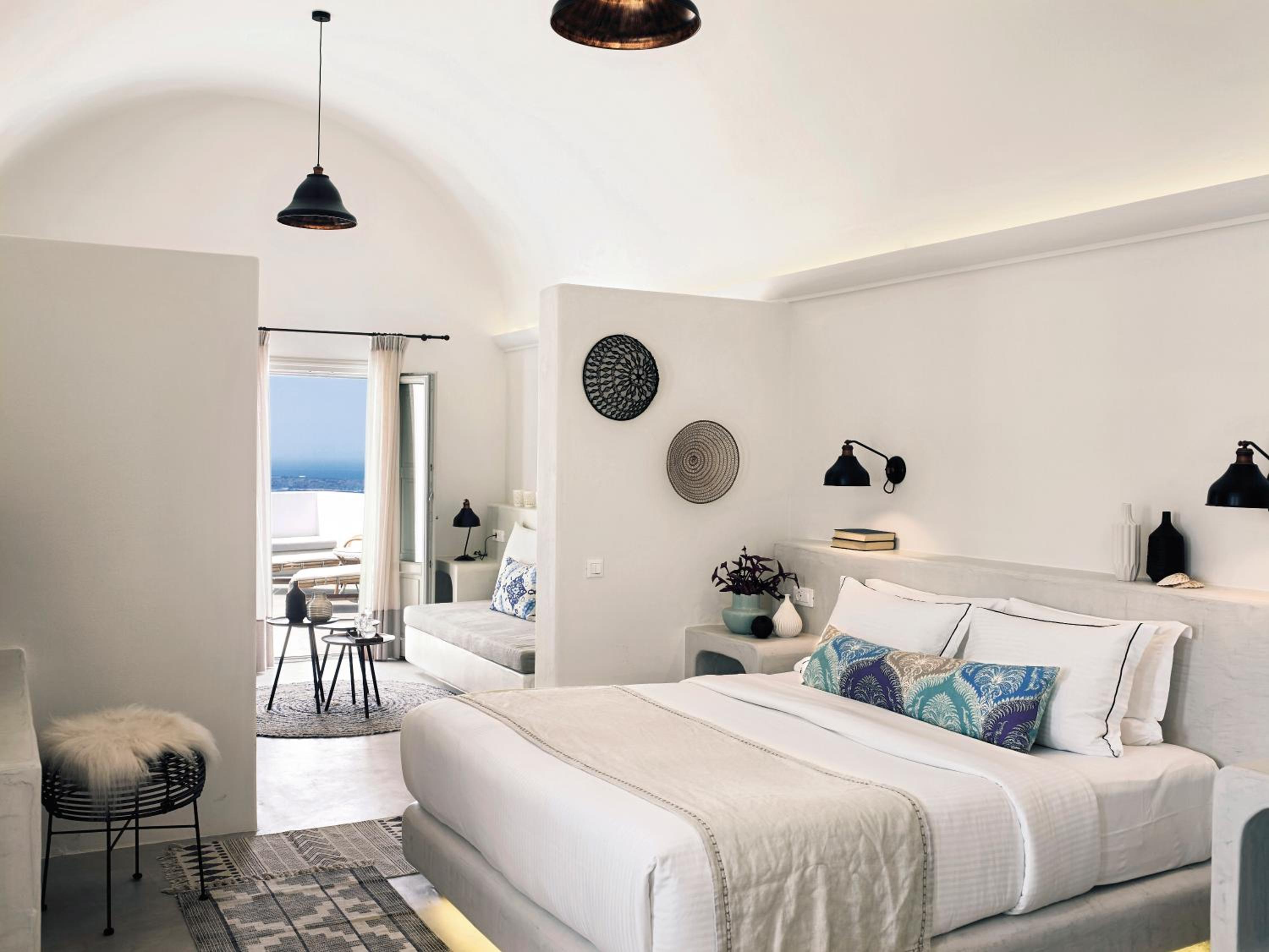 Santo Pure Oia Suites & Villas 16