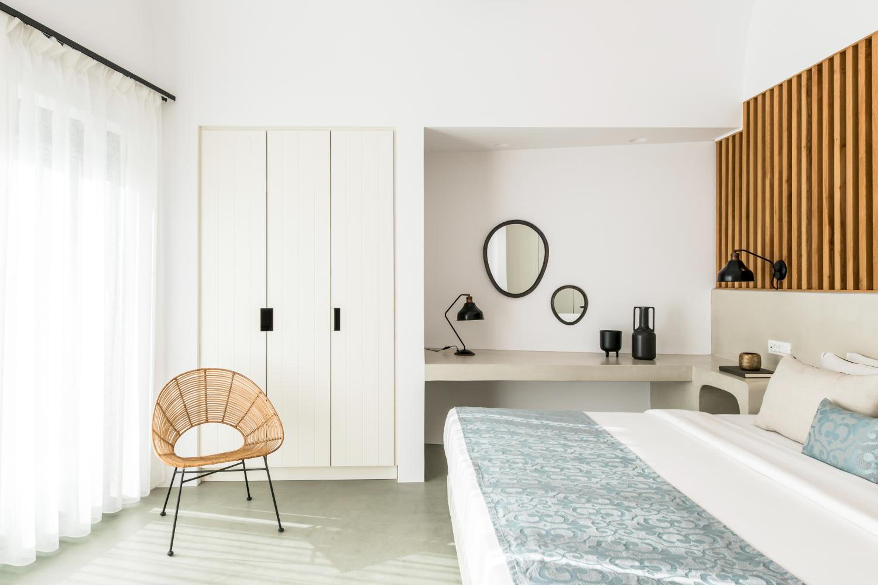 Santo Pure Oia Suites & Villas 25