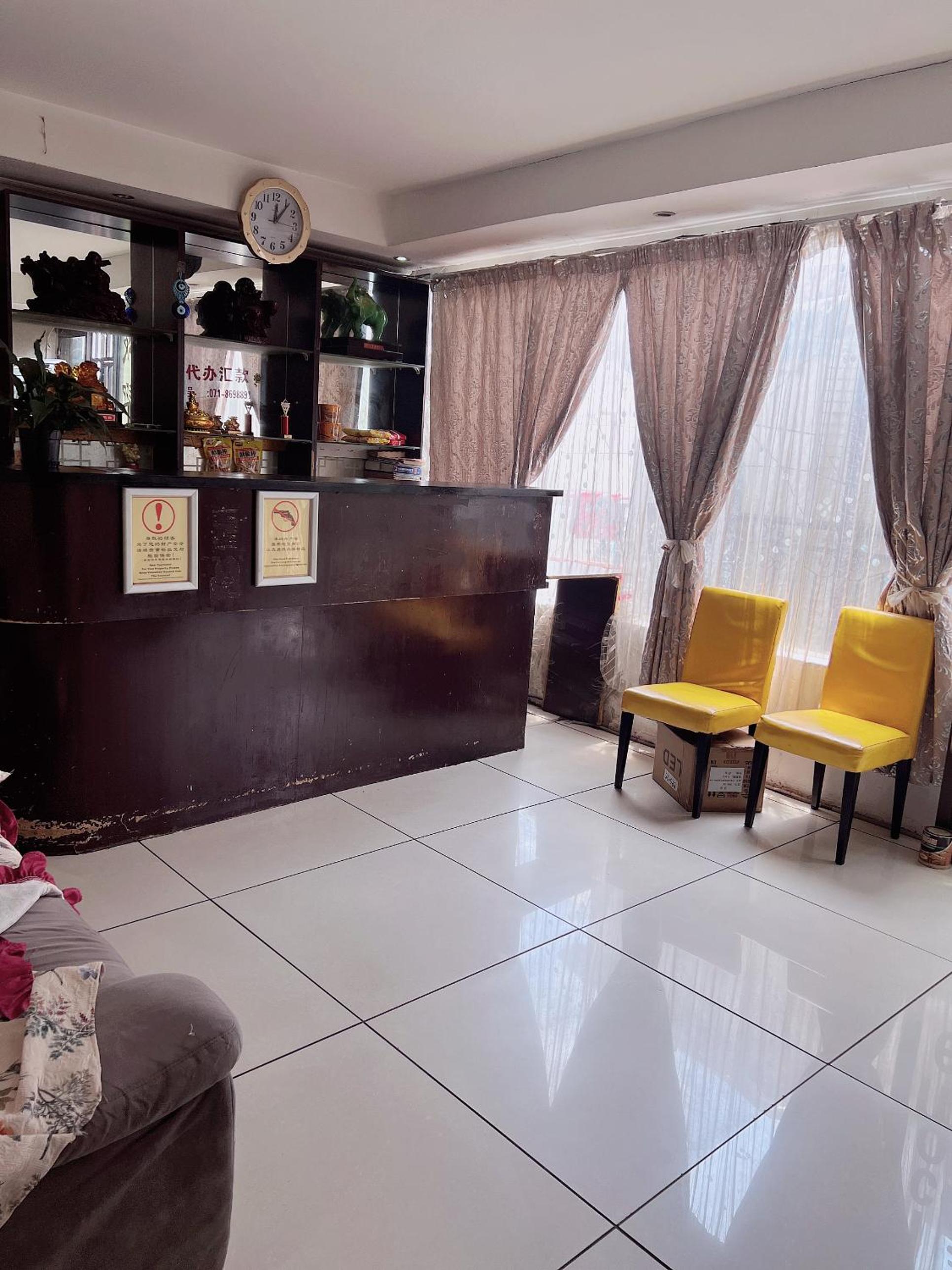 Shengtang Business Hotel