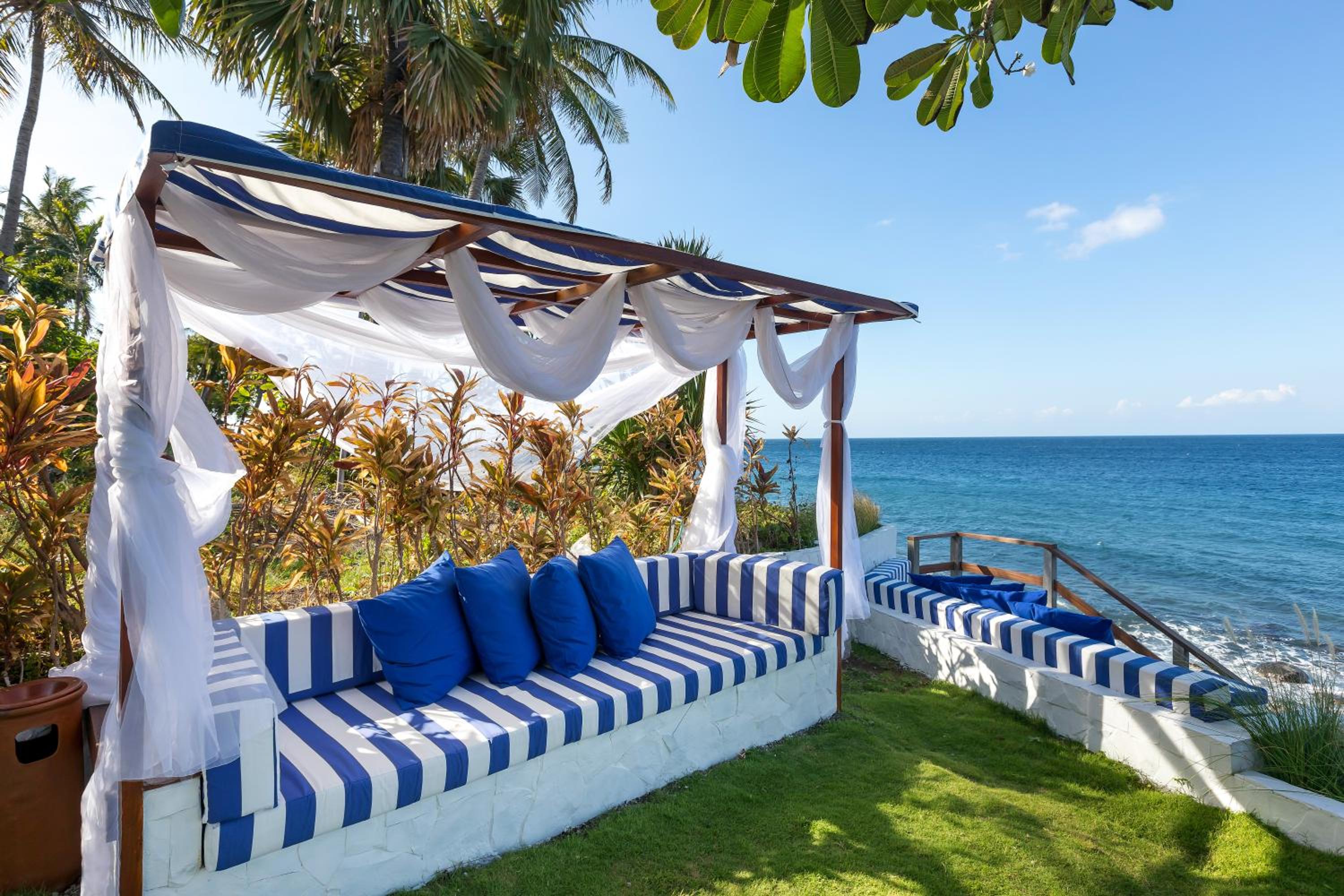Kanna Seafront Estate Tulamben