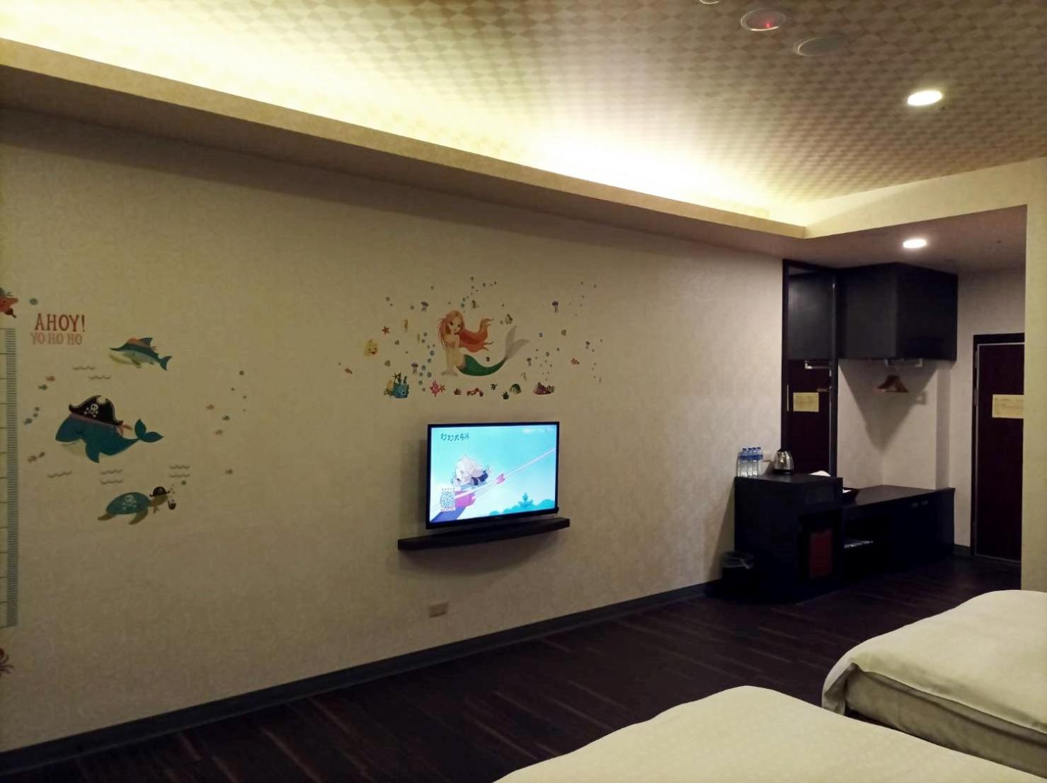 Crystal Hotel