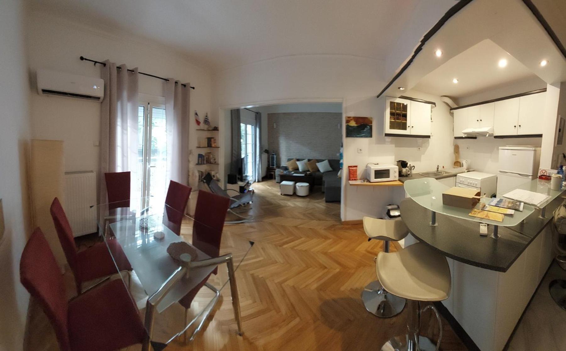 Athens Riviera apt with seaview, 15' to Acropolis