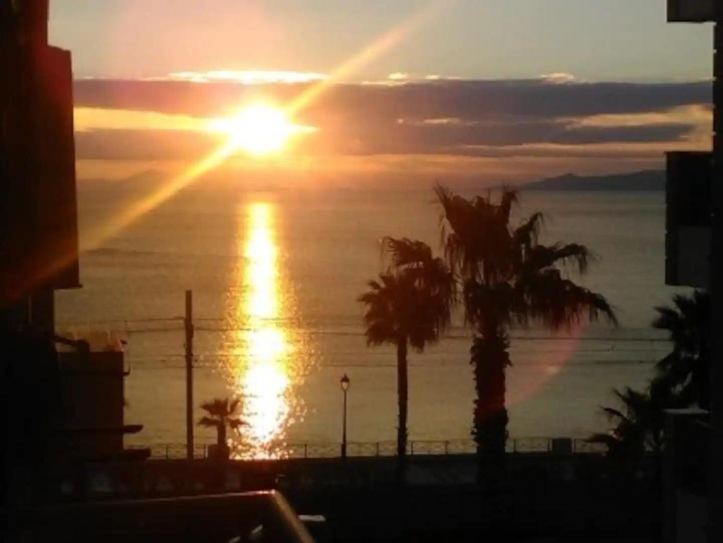 Athens Riviera apt with seaview, 15' to Acropolis