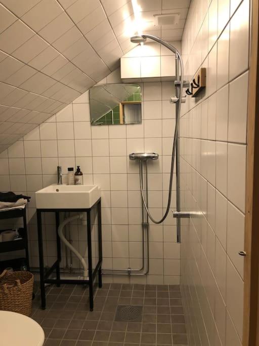 Mysigt men trångt vindsrum i Svinaberga! view 3