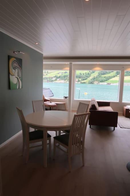 Hotel Moderne panoramaleilighet 3-roms i Olden - Image 1