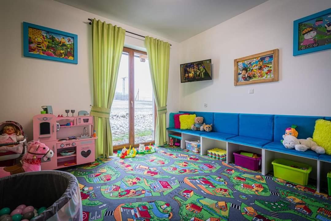 children's play area