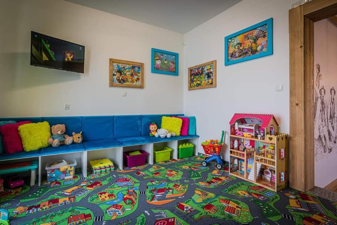 children's play area