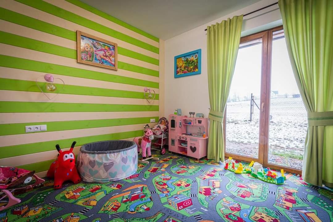 children's play area