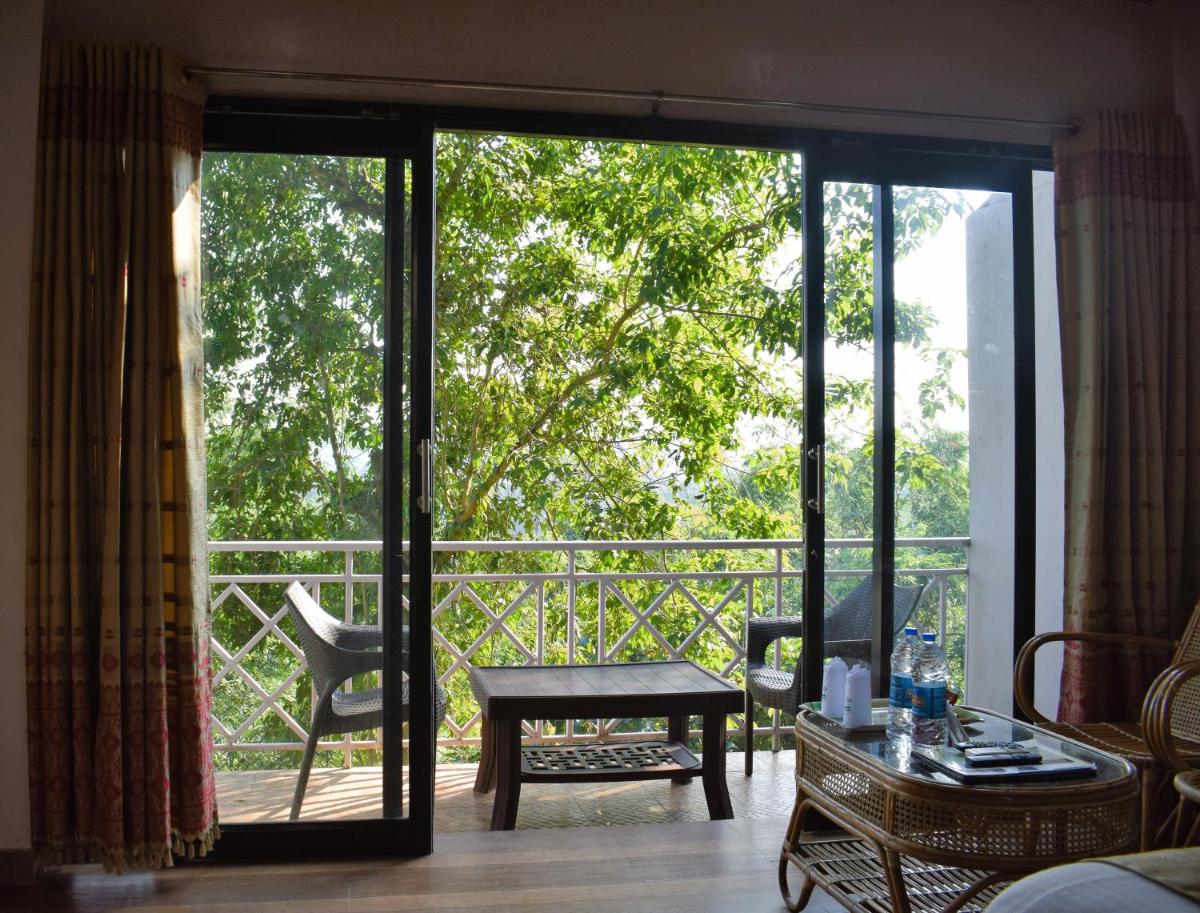 balcony