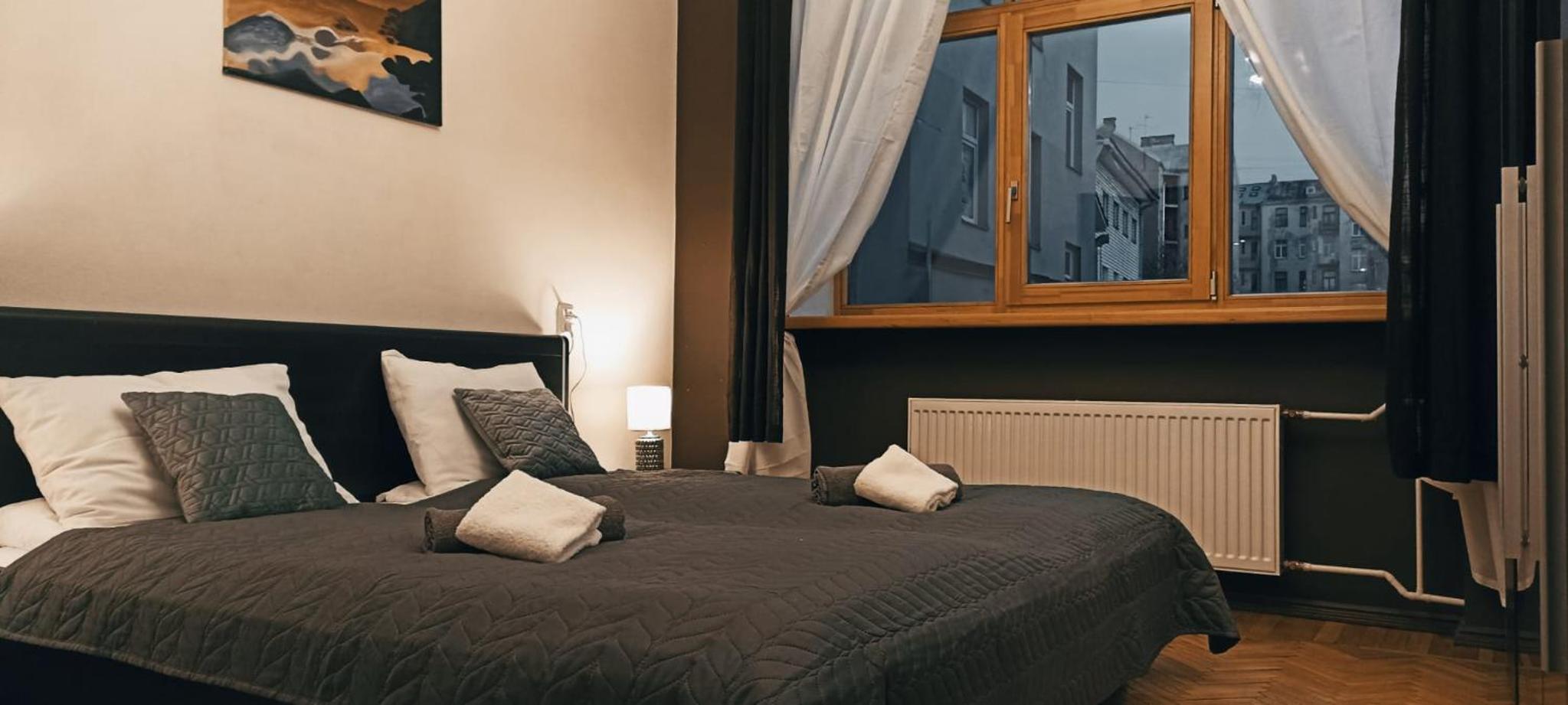 Ideally located Two bedrooms Apartment - Family&Friends City Stay