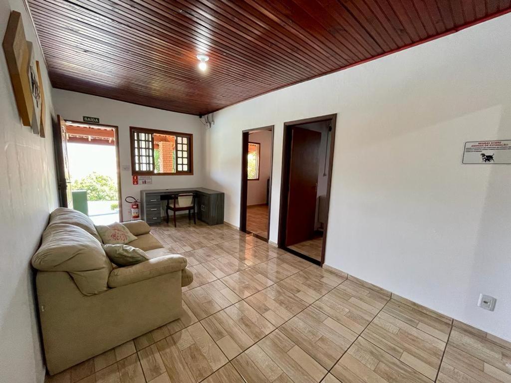 Chácara com piscina aquecida- Perdões