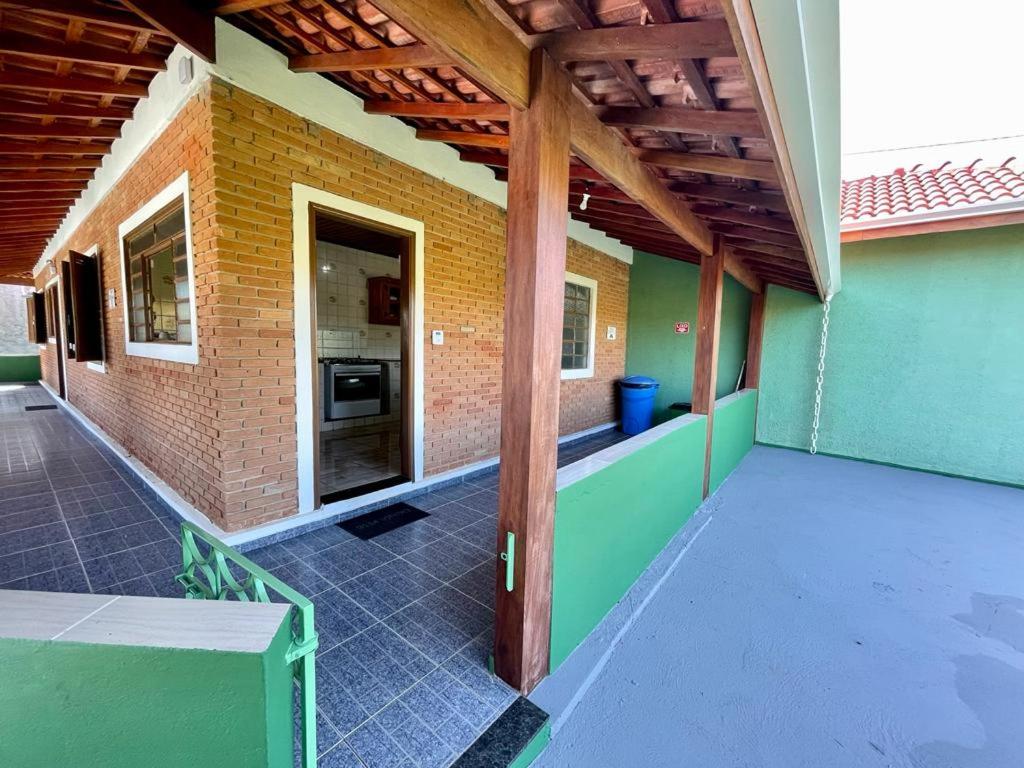 Chácara com piscina aquecida- Perdões