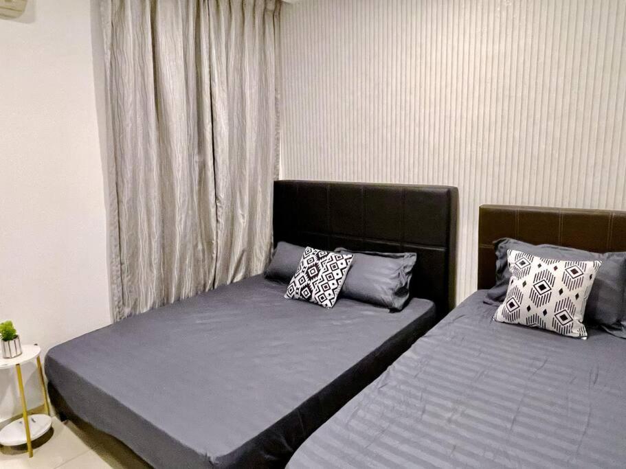 KSL CityMall 11-13pax 3B3B PrivateLift-SmartTV 70inch-Netflix