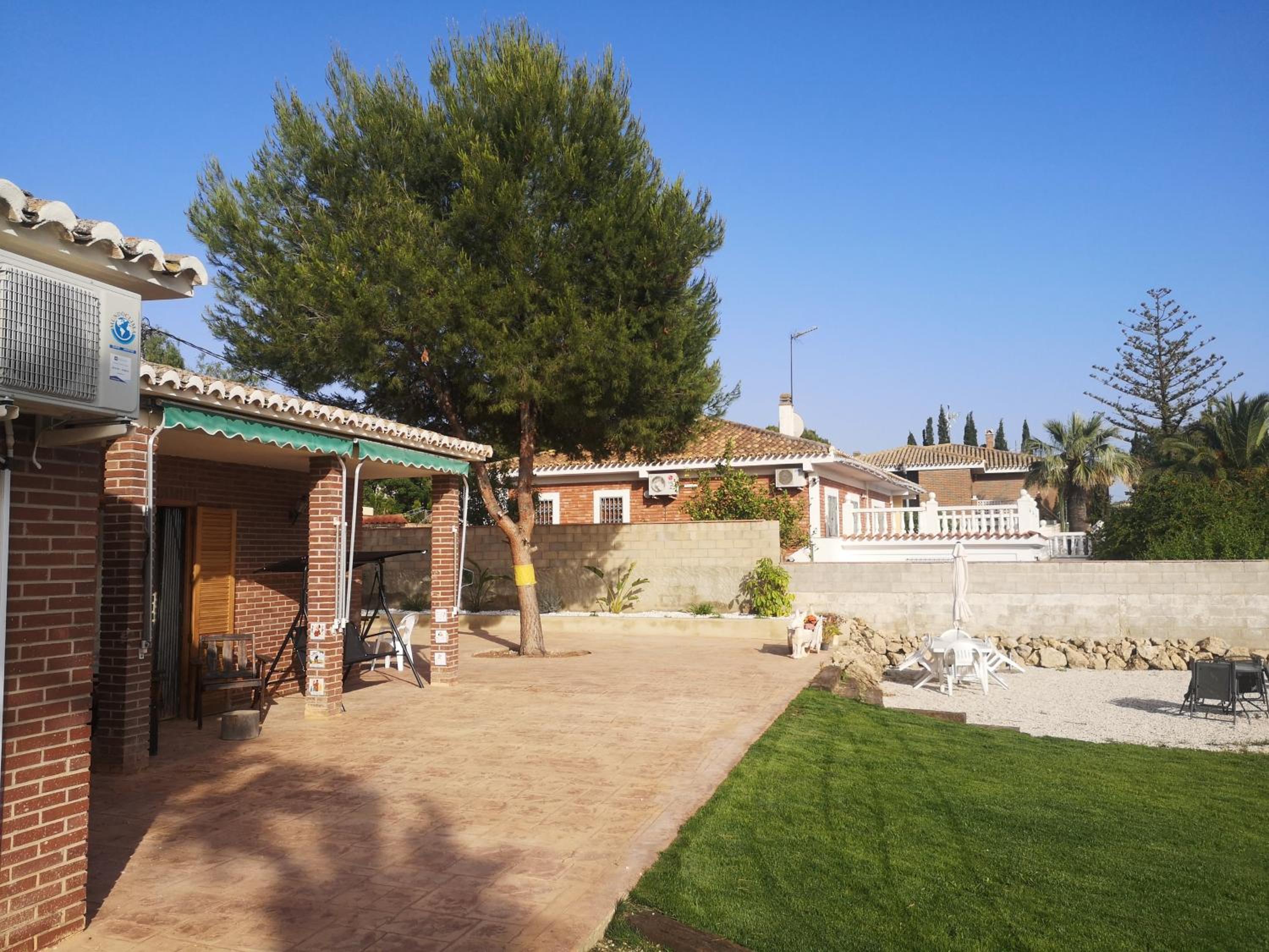 Las Yucas rural house view 3