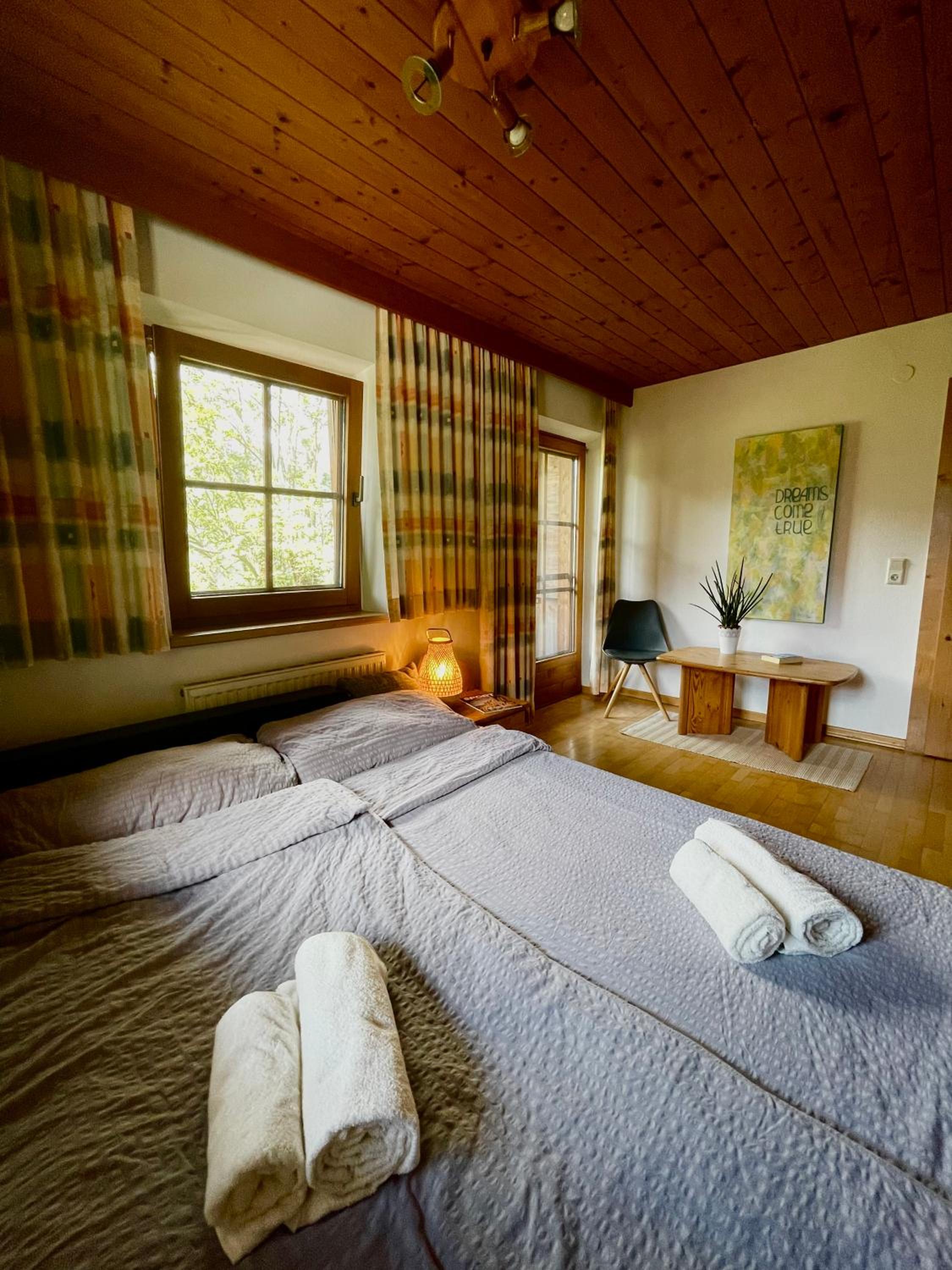 Alpine cottage with exceptional view