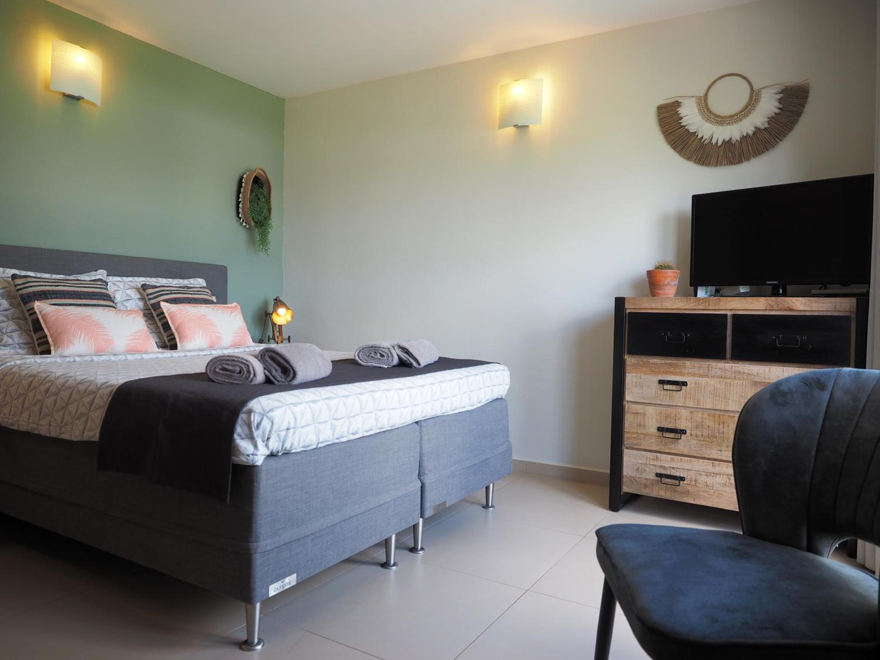 Oasis guesthouse, Boutique Style Hotel