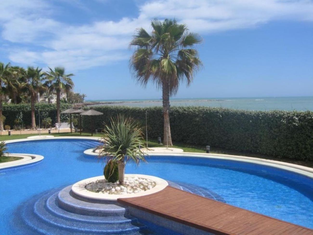 Precioso apartamento en primera línea de playa